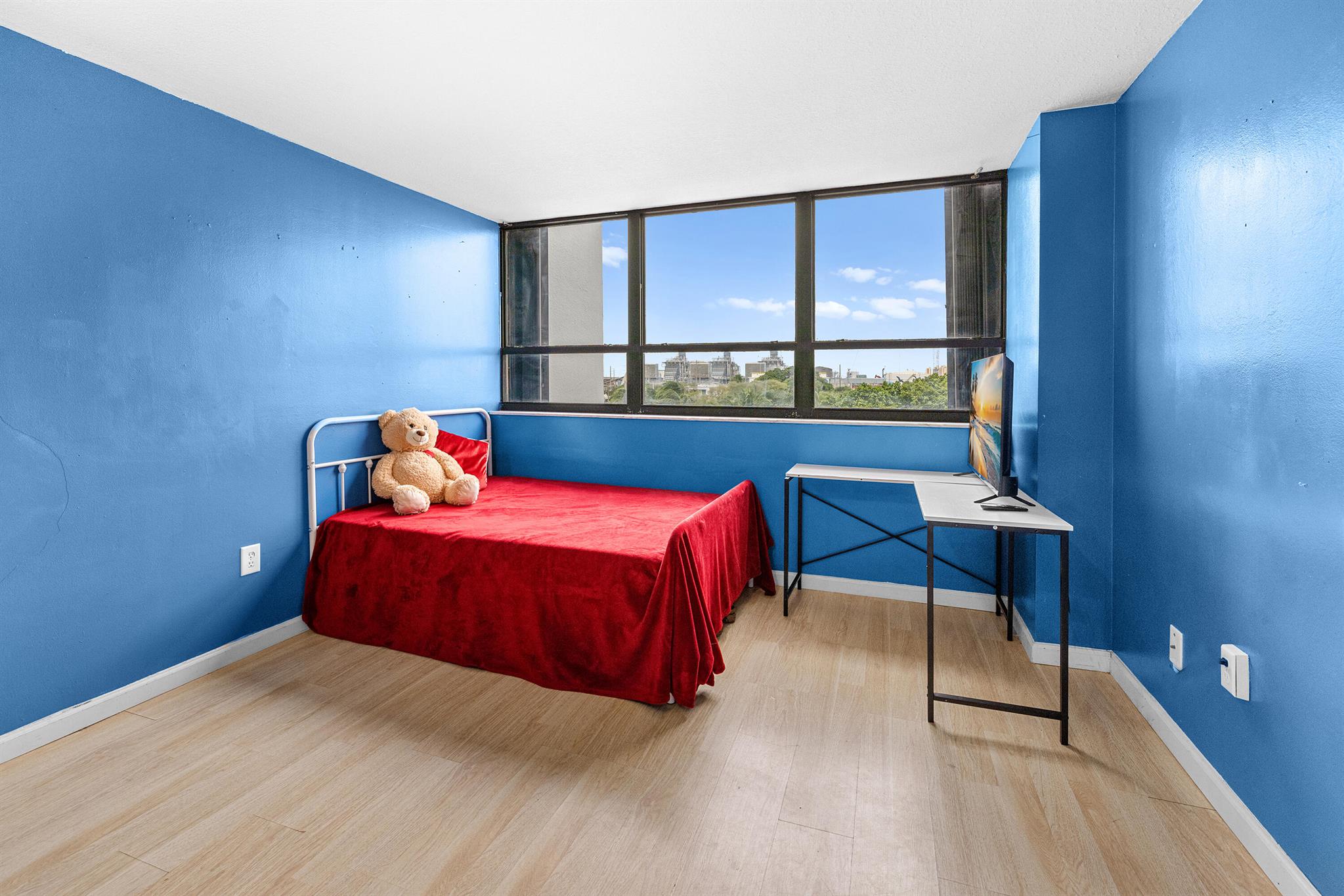 PALM BEACH HOUSE CONDO - Residential