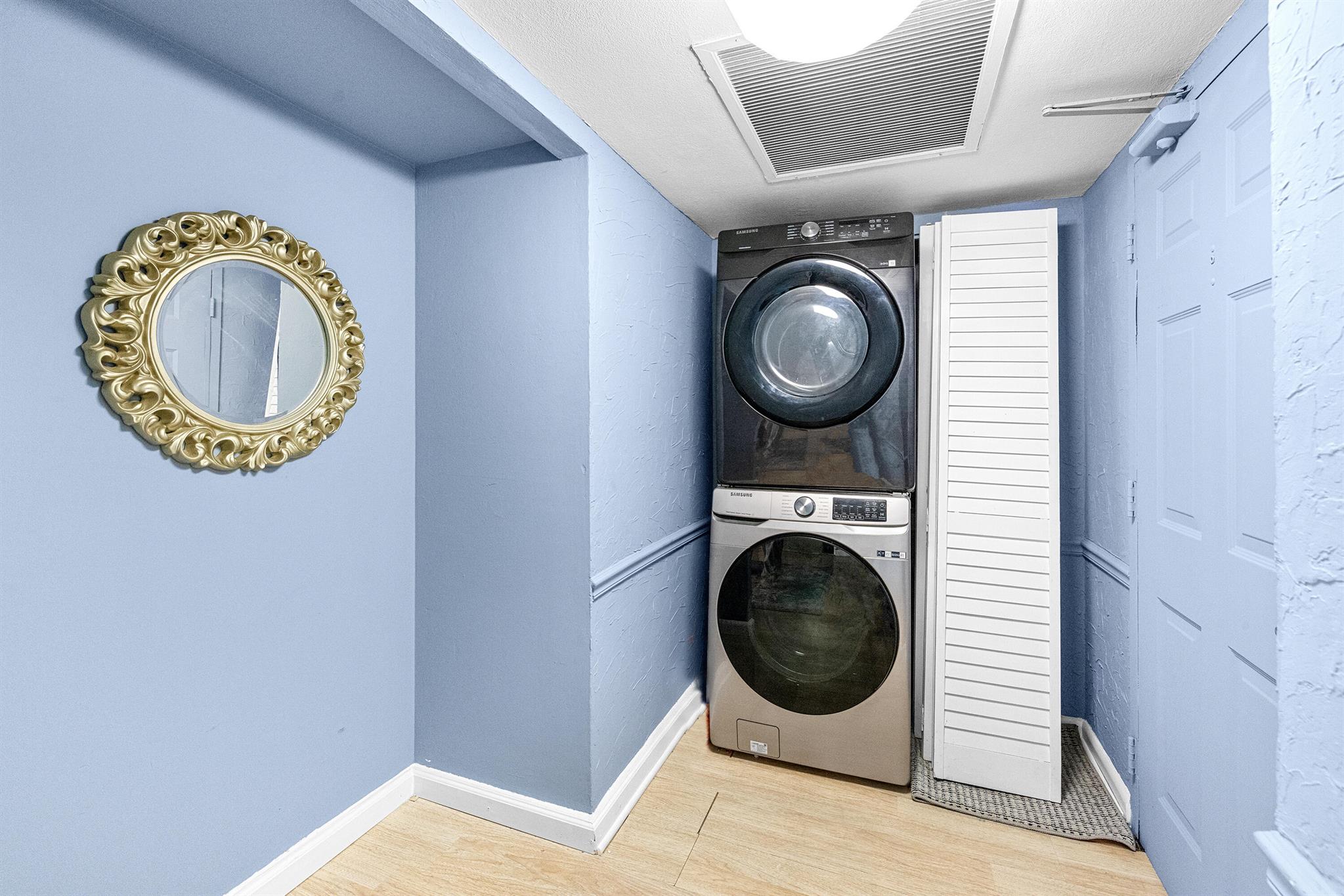 PALM BEACH HOUSE CONDO - Residential