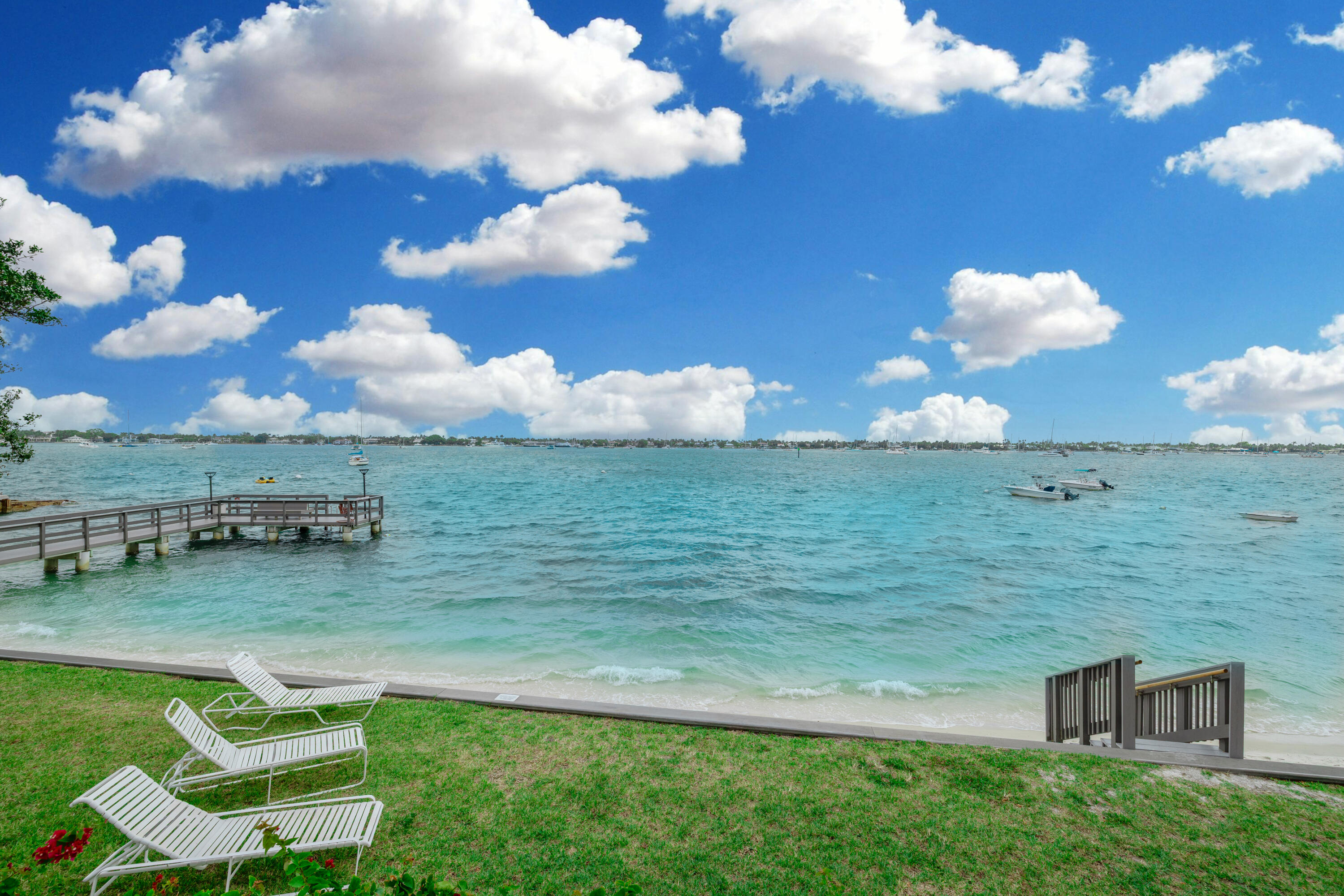 PALM BEACH HOUSE CONDO - Residential