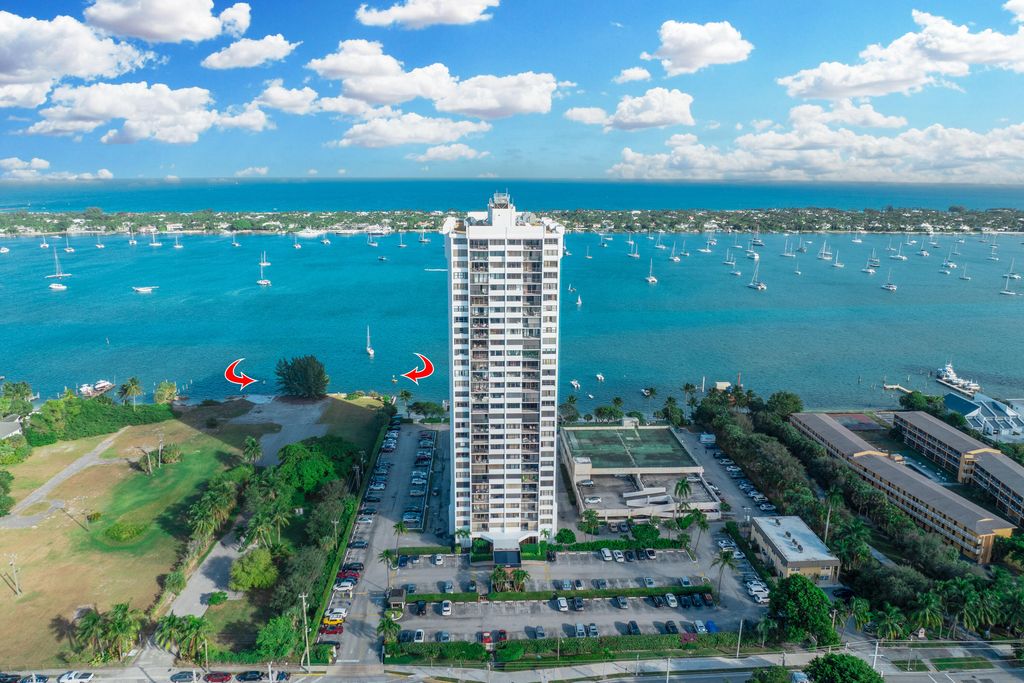 Photo of 5600 N Flagler Drive #407, West Palm Beach, FL 33407 (MLS # R11144403)