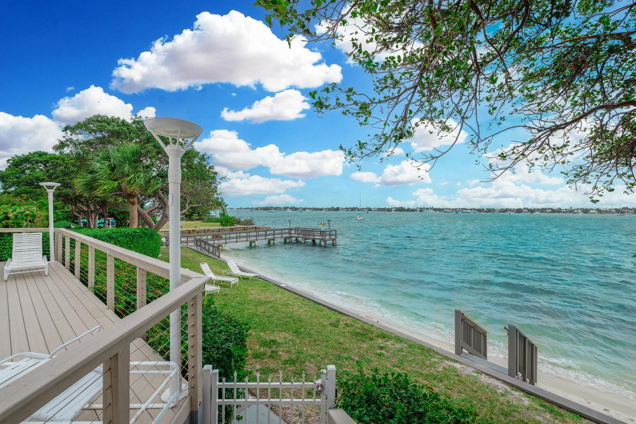 PALM BEACH HOUSE CONDO - Residential