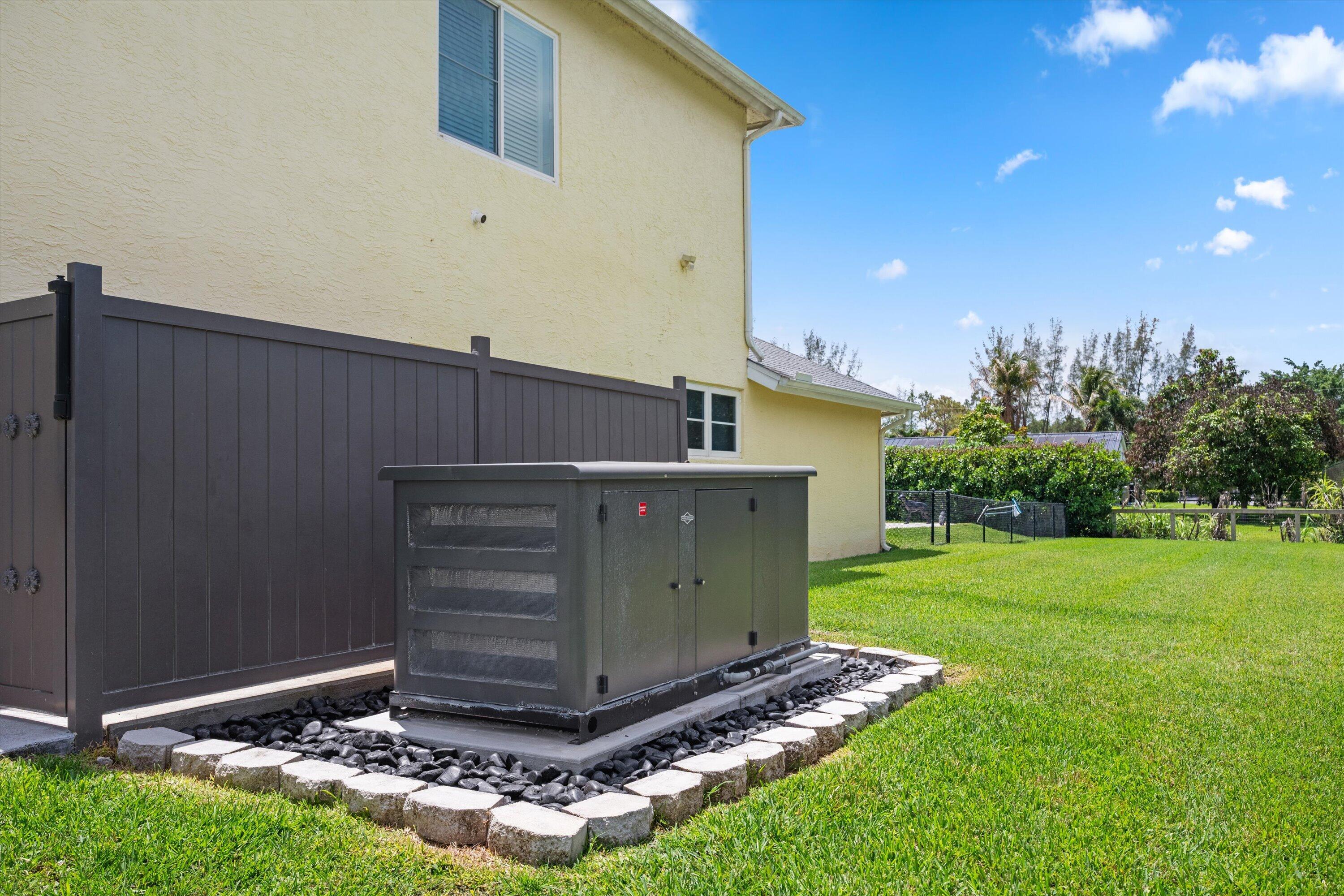 ACREAGE - Residential
