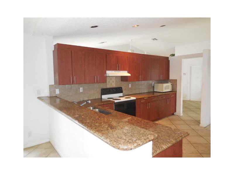 WEST VIEW ESTATES - Residential