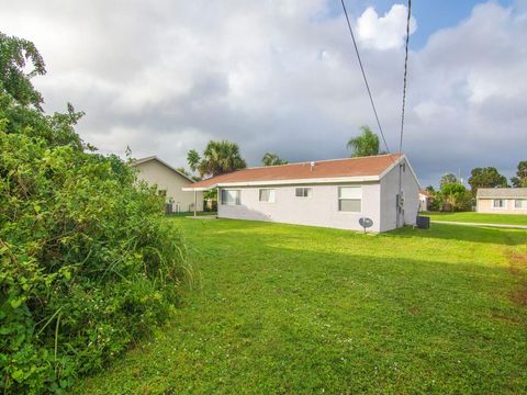 A home in Port St Lucie