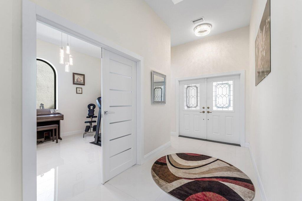 Photo of 23419 Mirabella Circle S, Boca Raton, FL 33433 (MLS # R11151464)