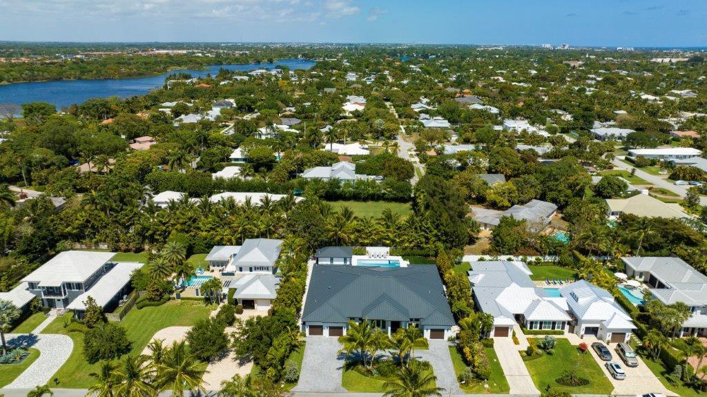 S/D OF 8-46-43 - Residential