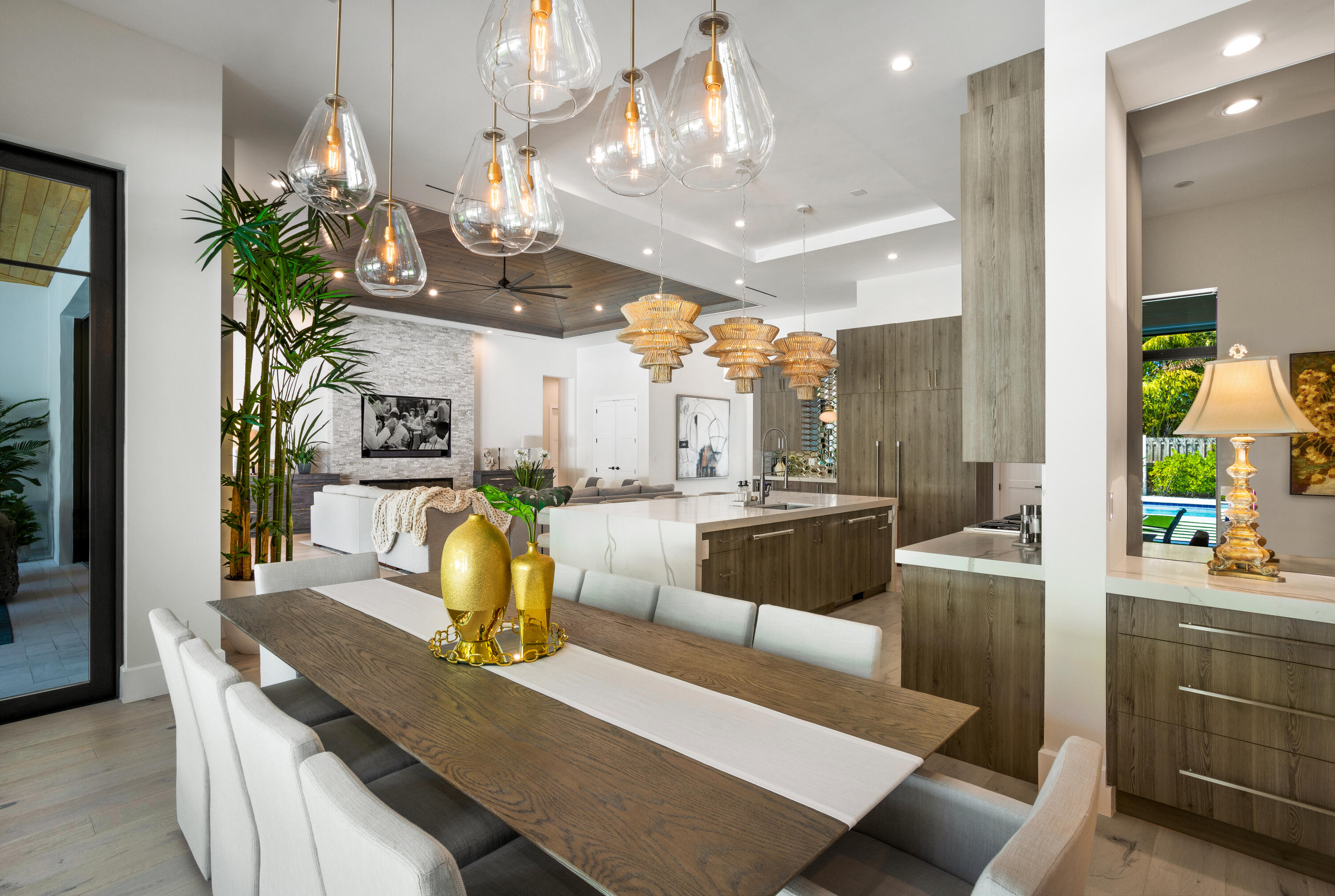 S/D OF 8-46-43 - Residential