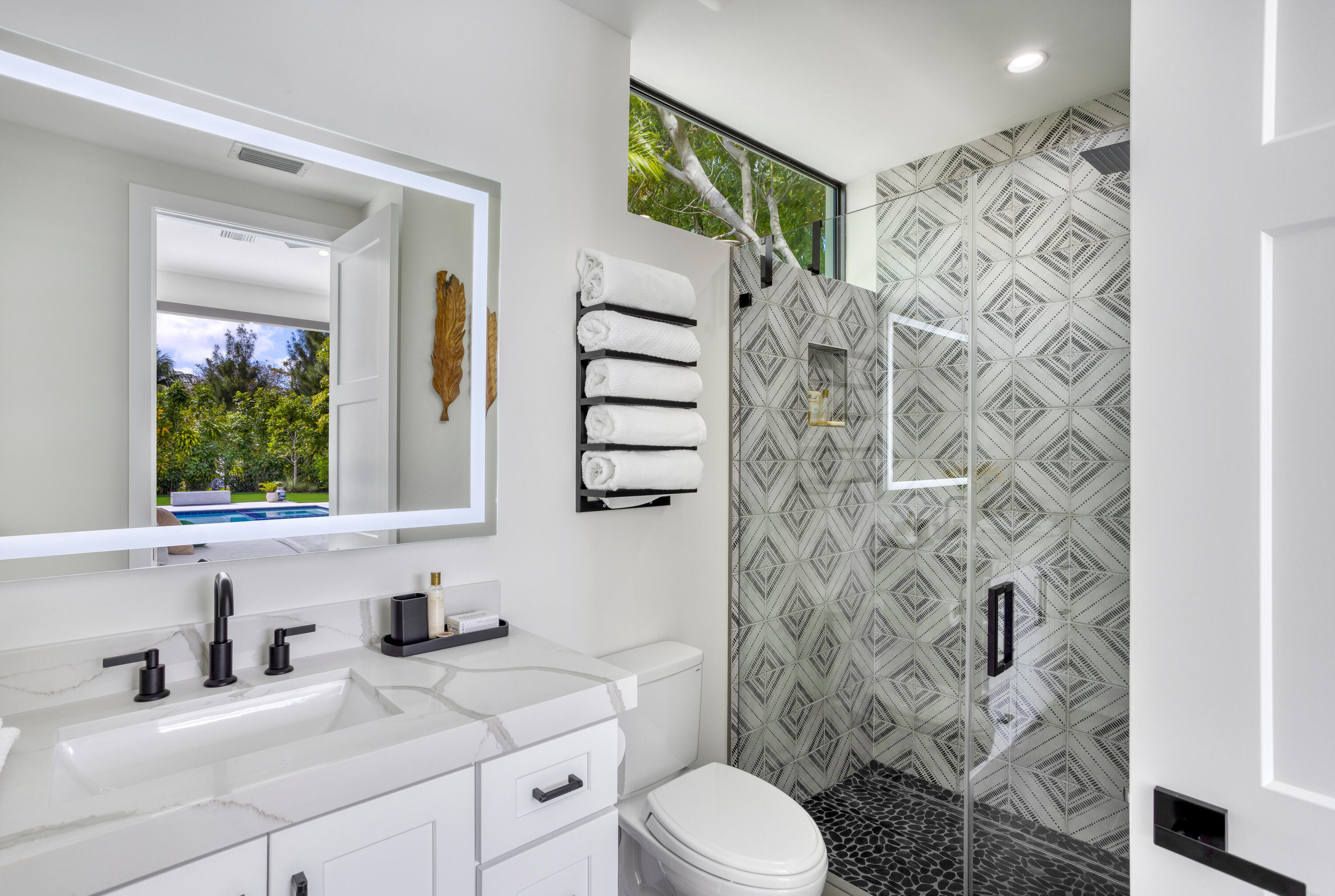 S/D OF 8-46-43 - Residential