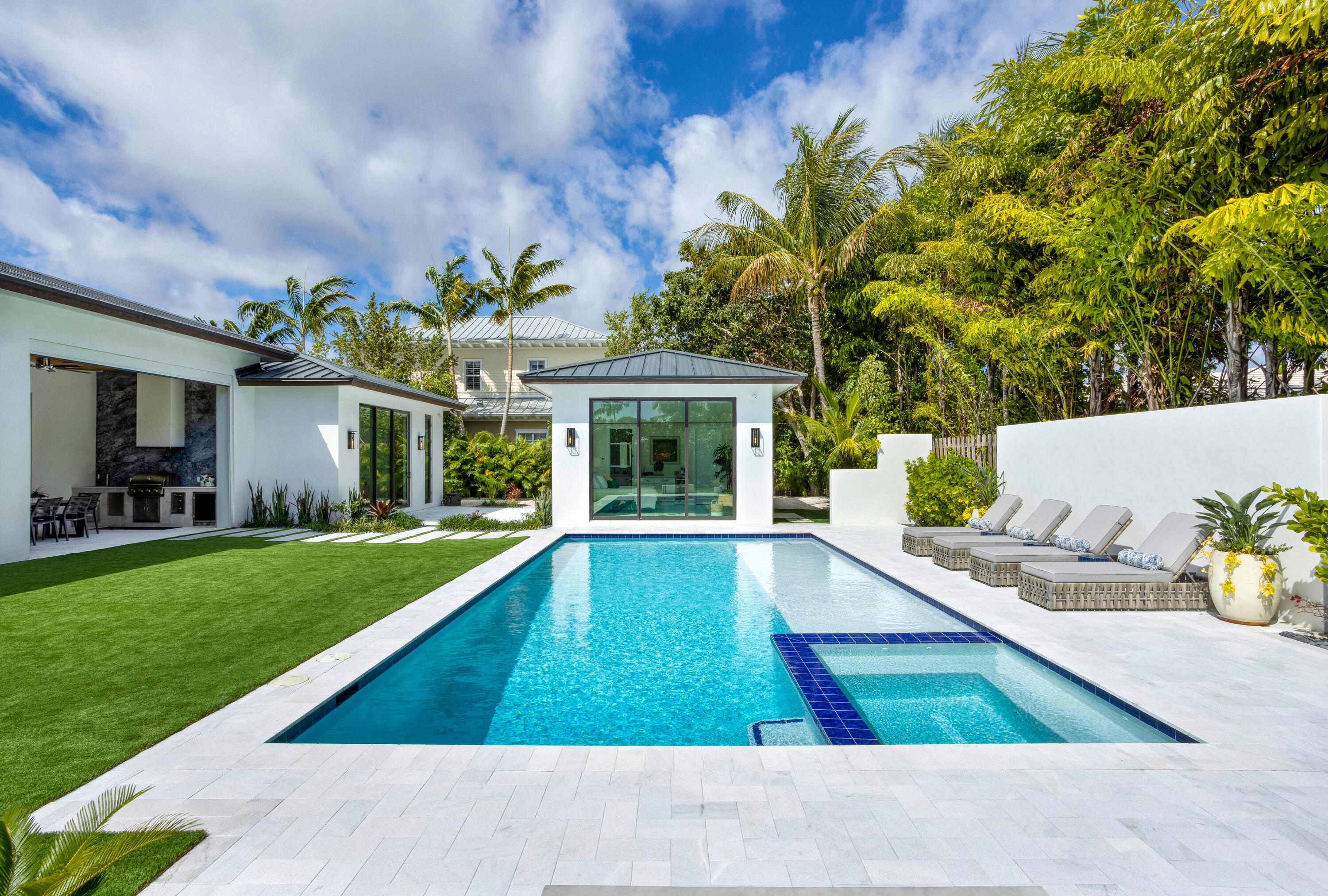 S/D OF 8-46-43 - Residential