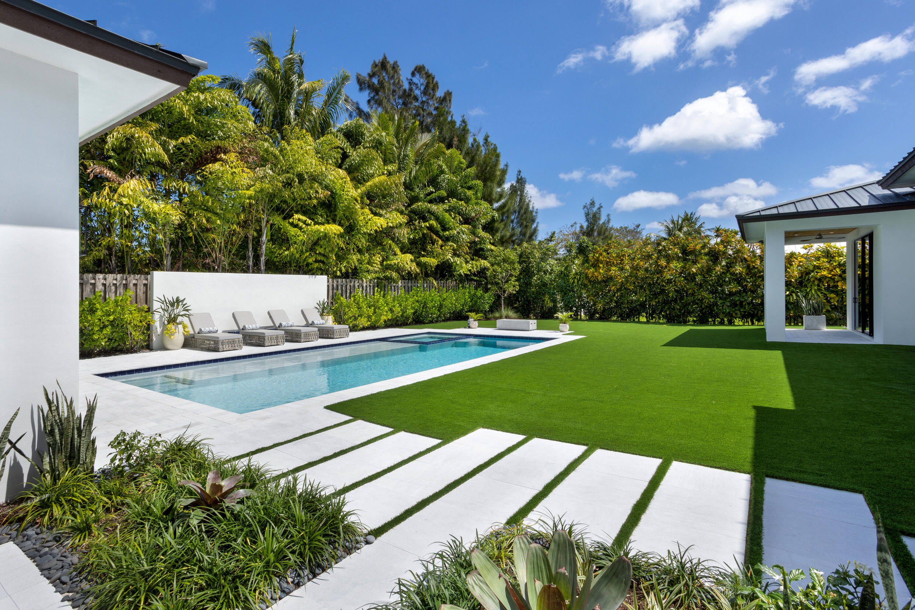 S/D OF 8-46-43 - Residential