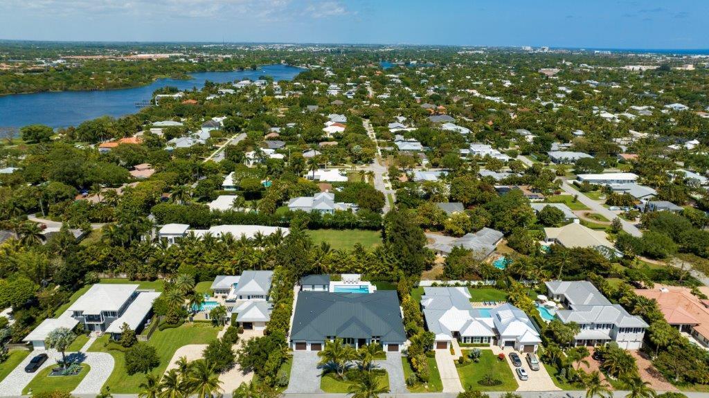 S/D OF 8-46-43 - Residential