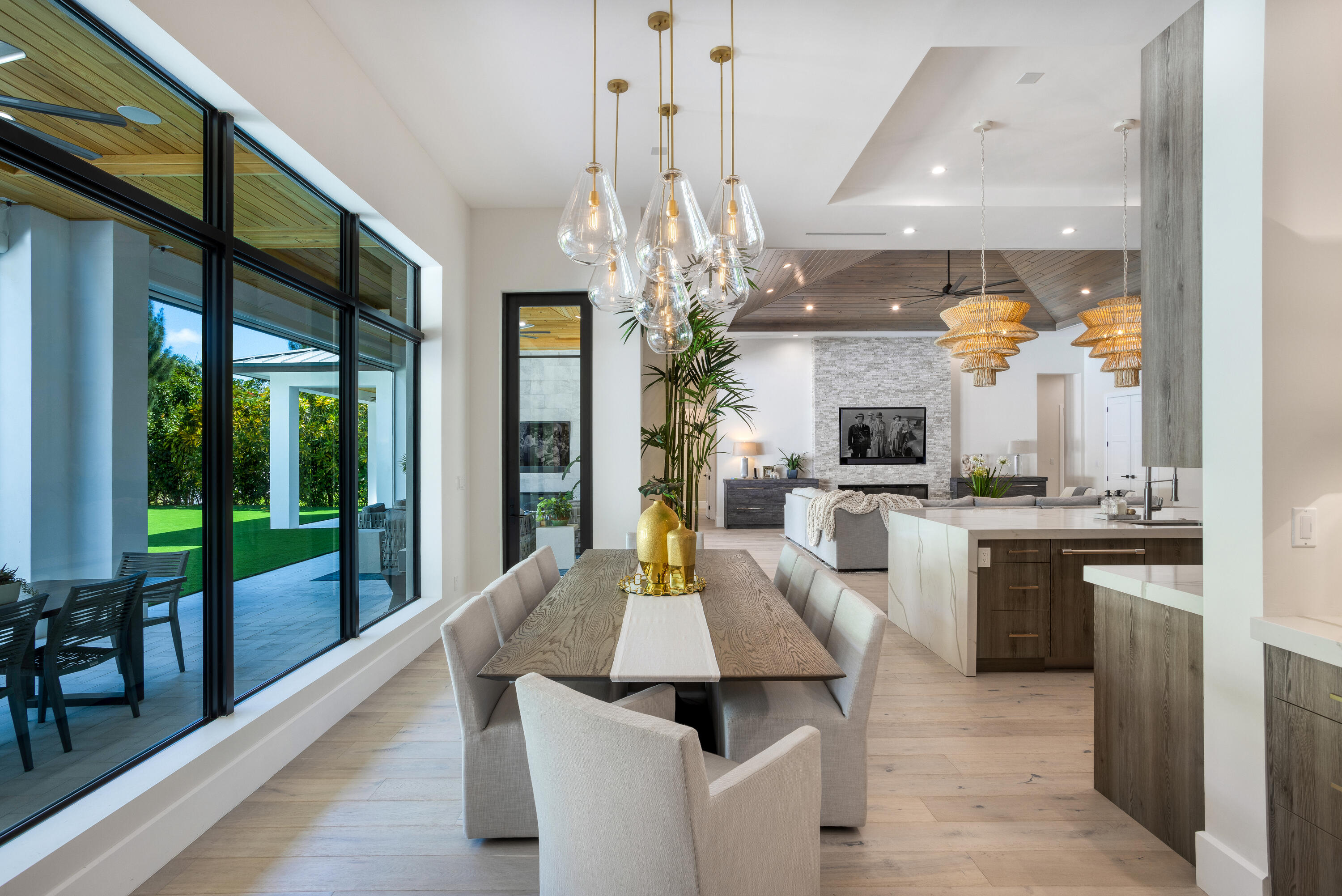 S/D OF 8-46-43 - Residential