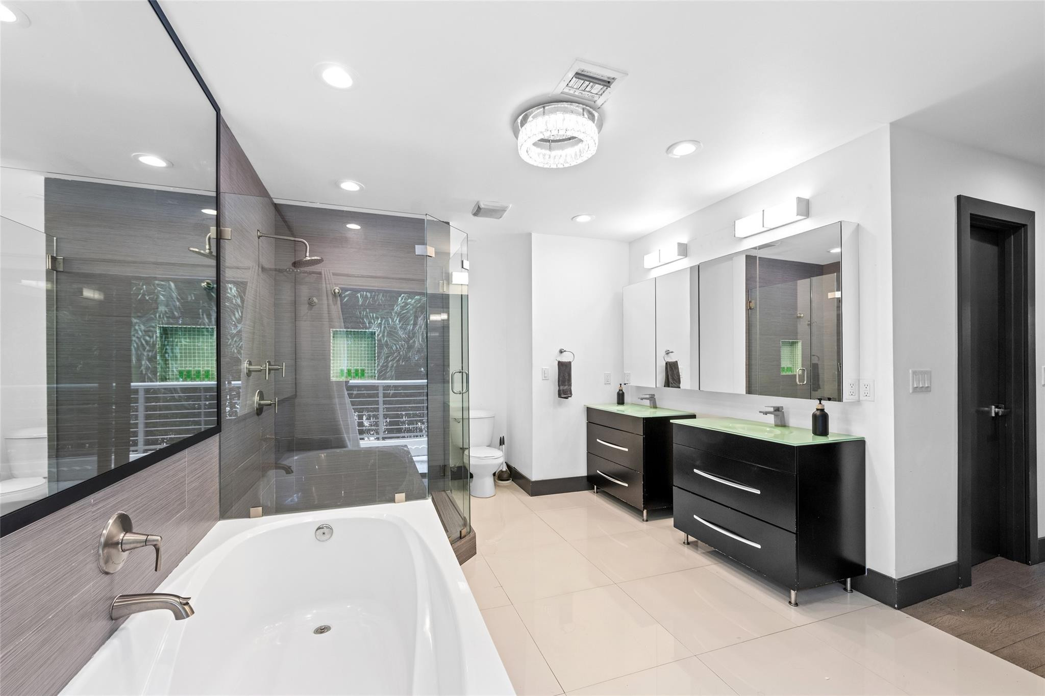 LAUDERDALE BEACH - Residential