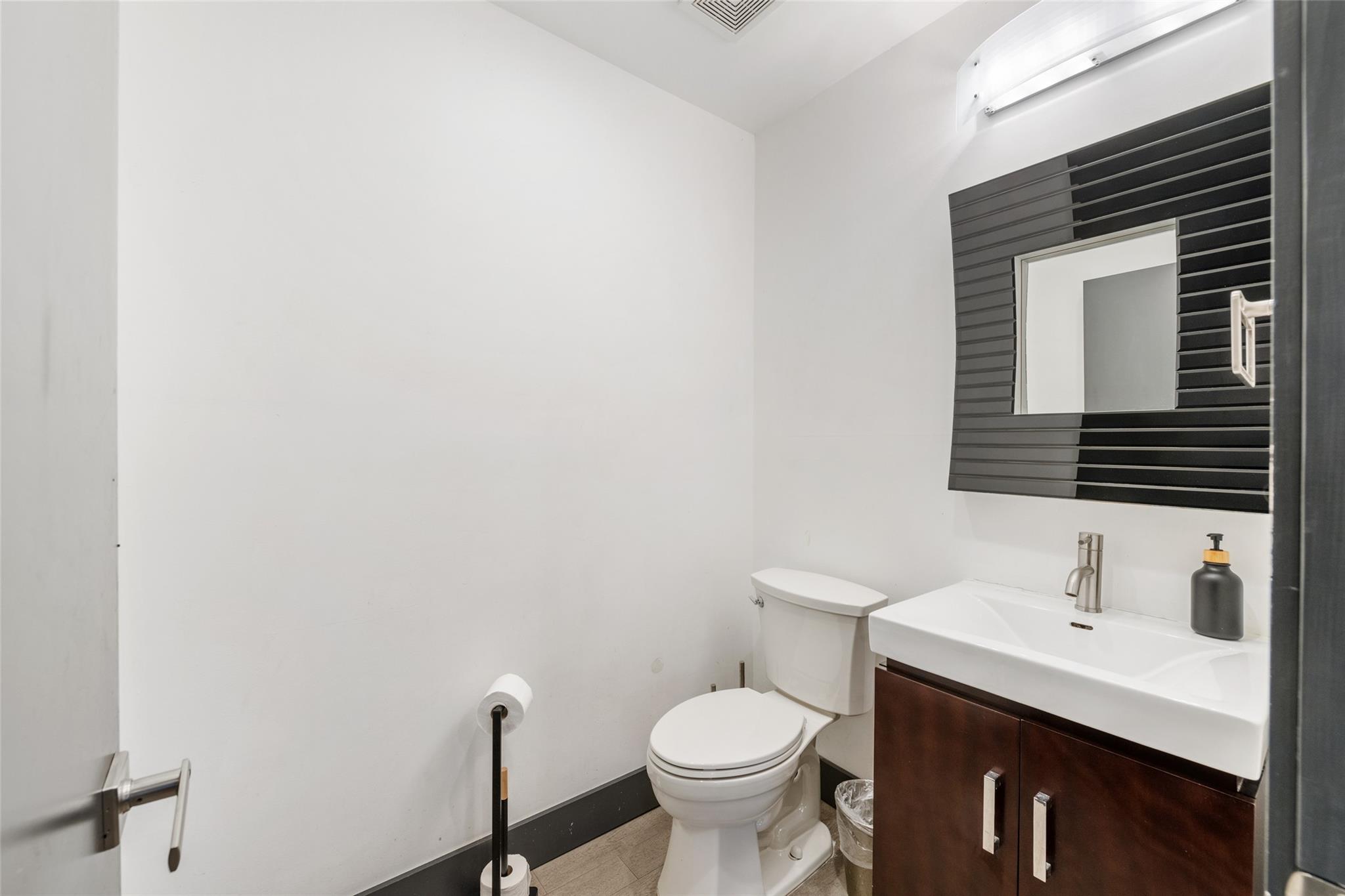 LAUDERDALE BEACH - Residential