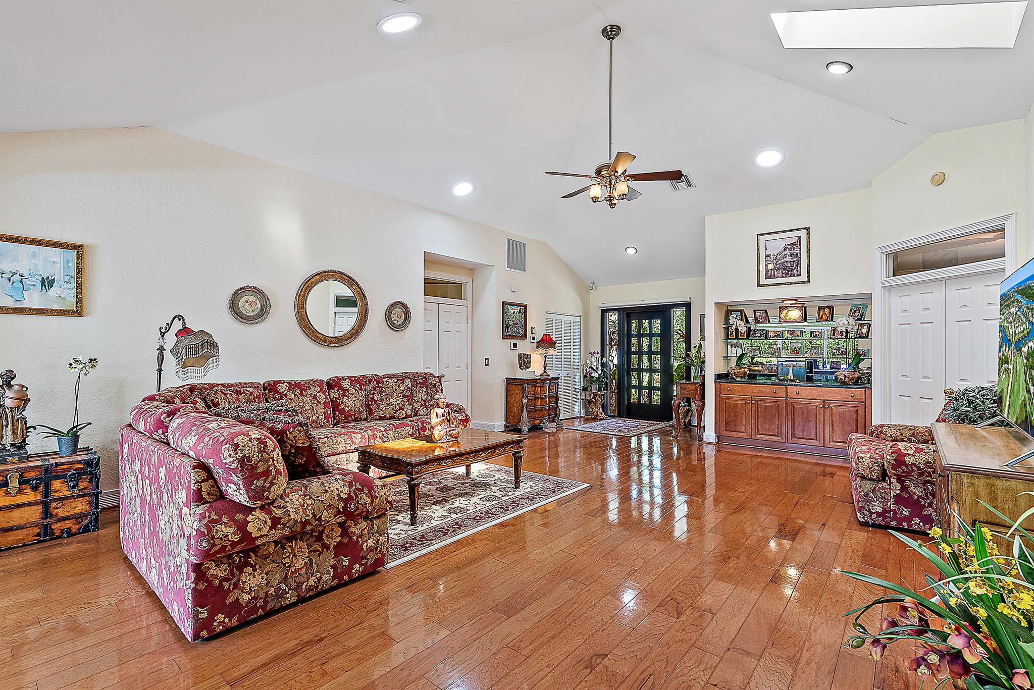 Admirals Cove - Residential