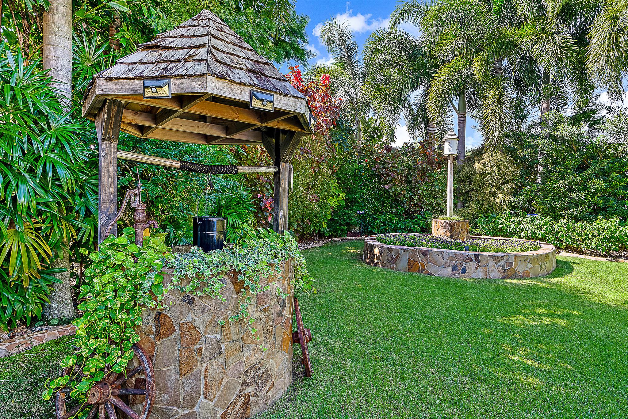 Admirals Cove - Residential