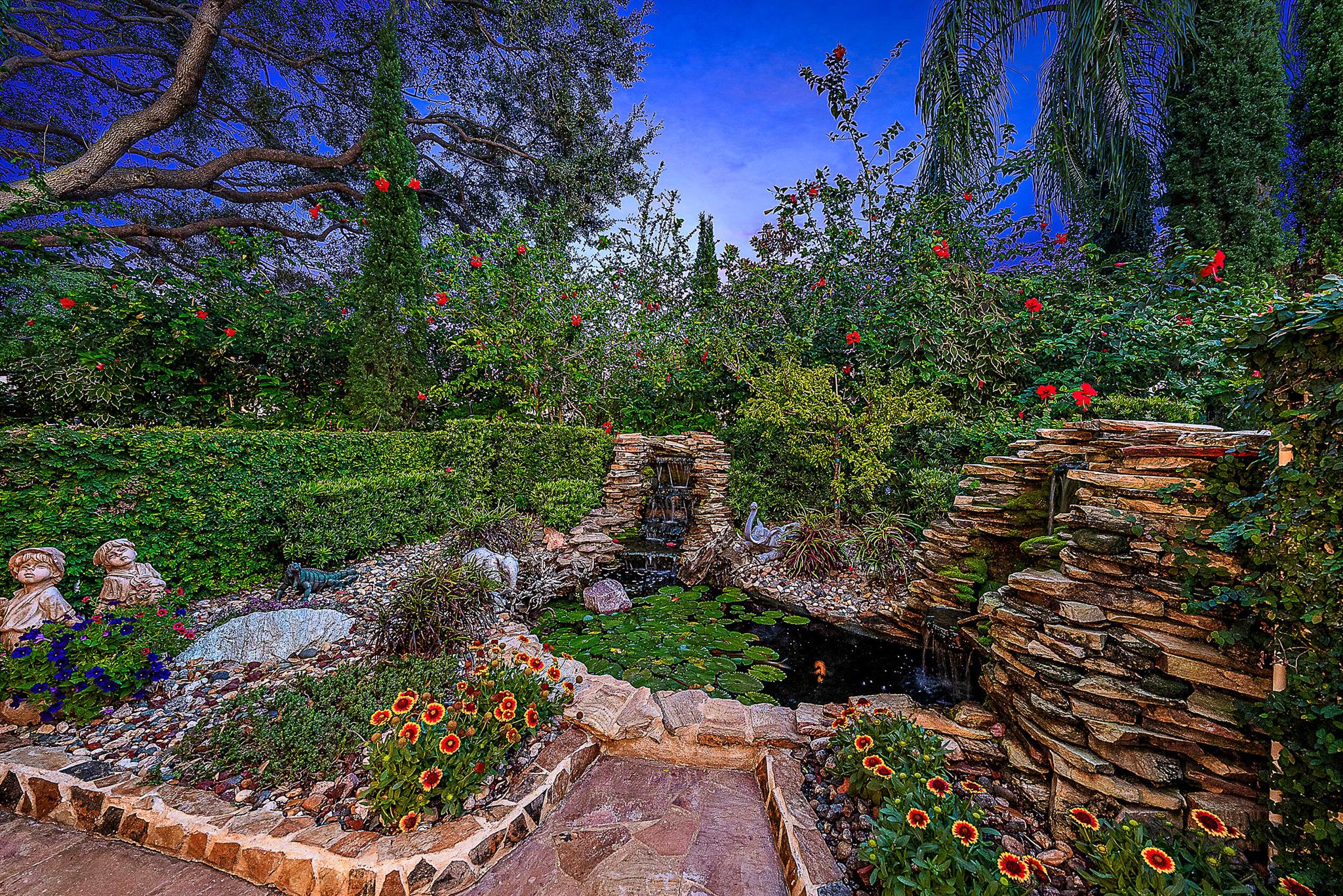 Admirals Cove - Residential