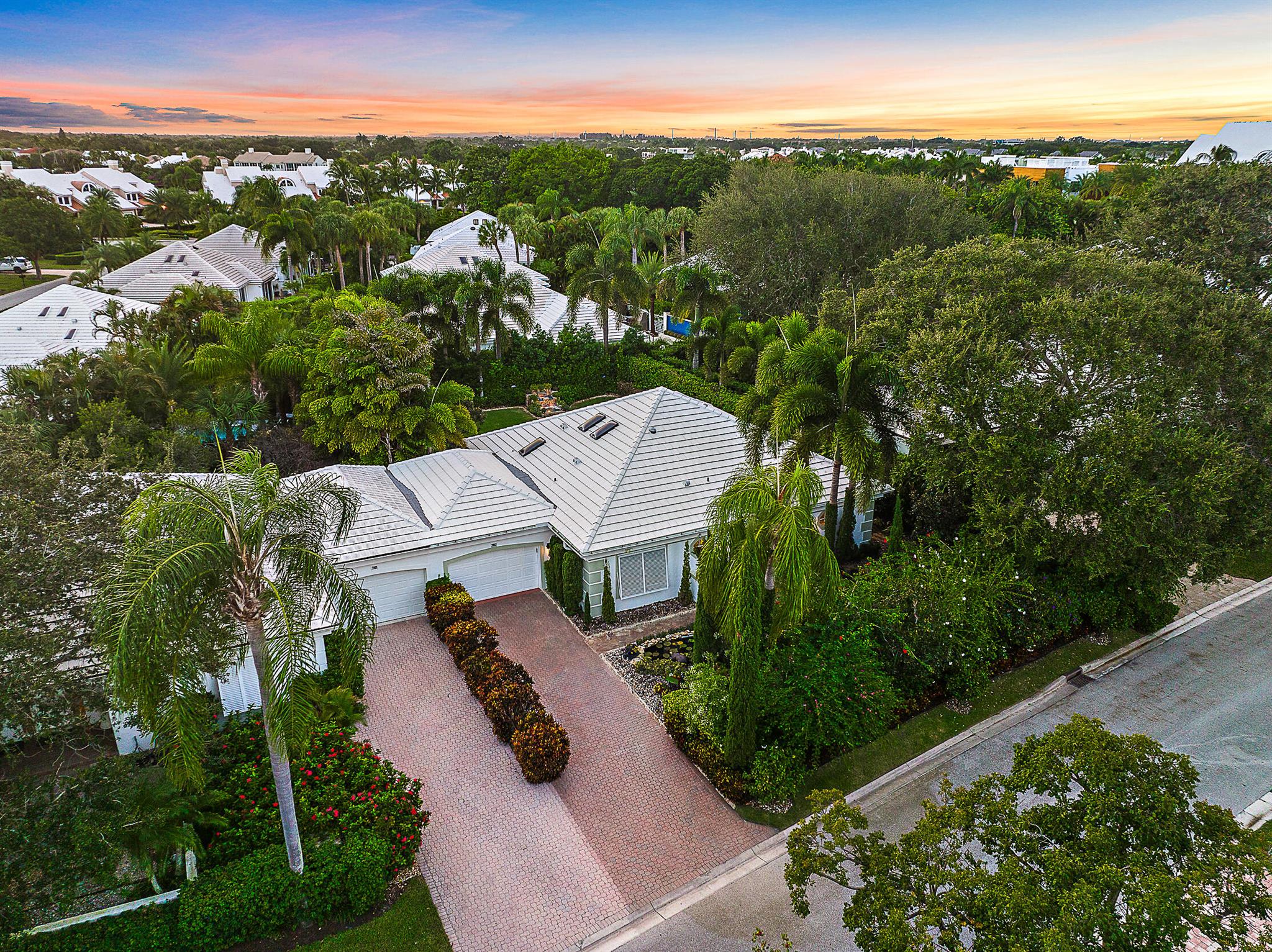 Admirals Cove - Residential