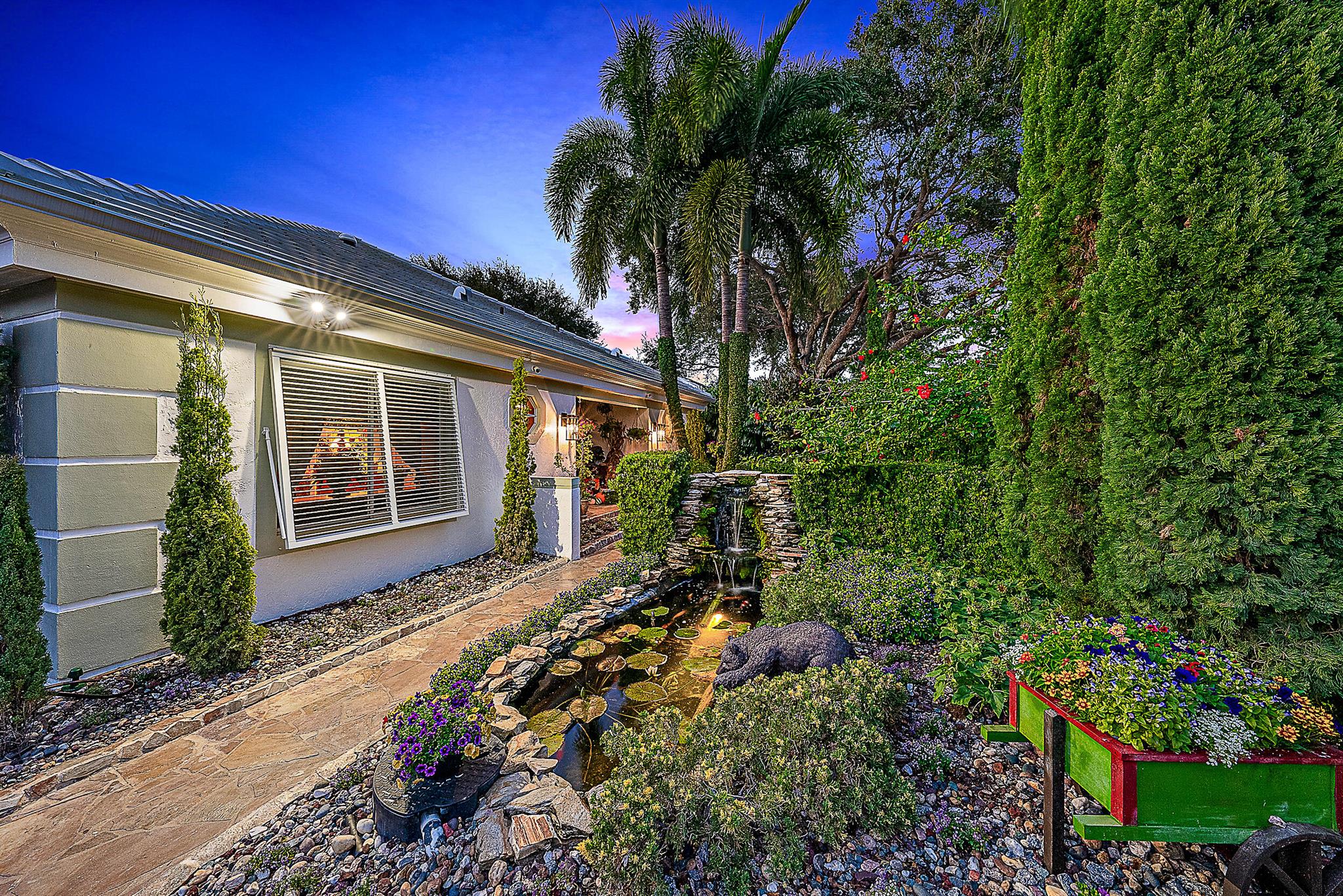 Admirals Cove - Residential