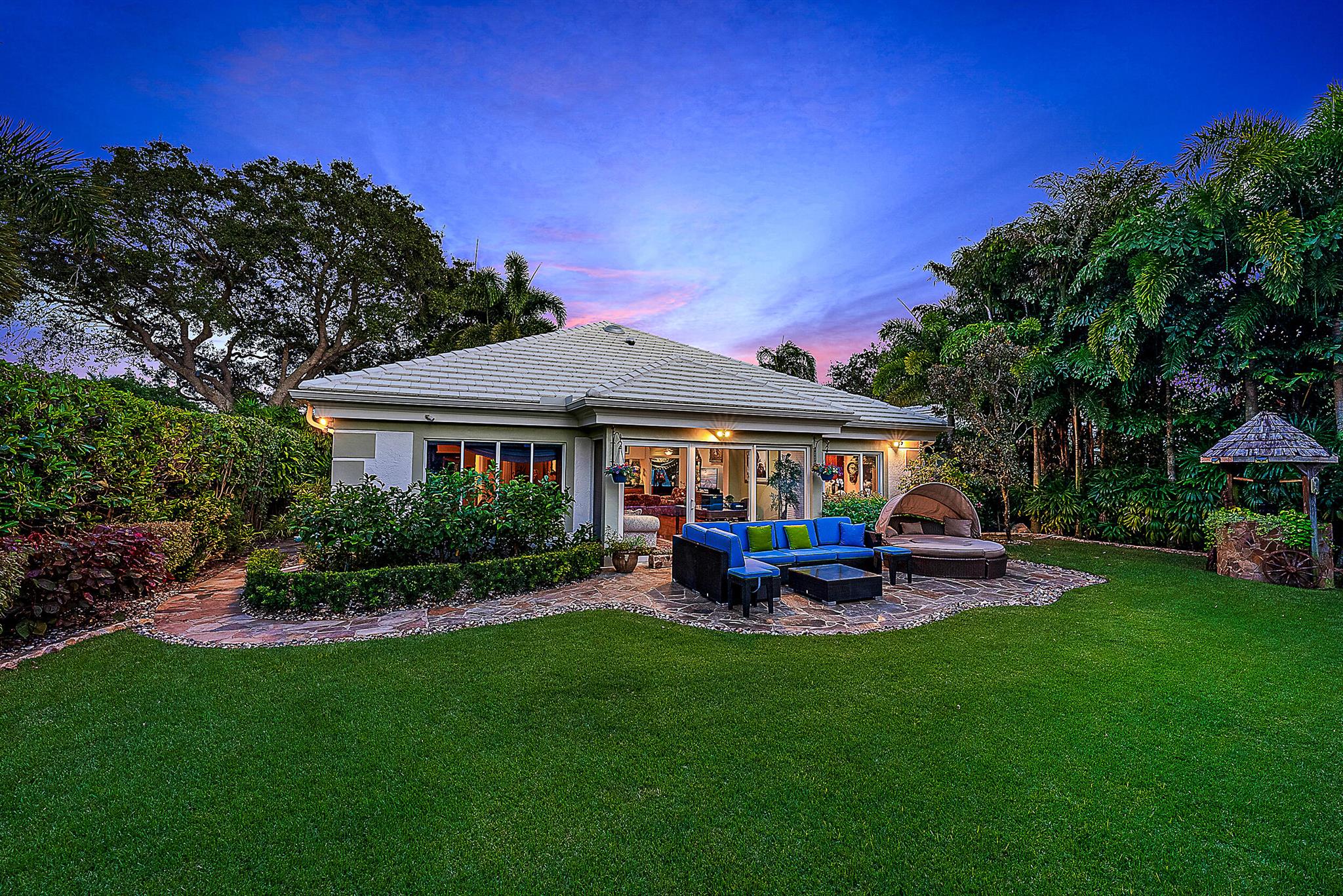 Admirals Cove - Residential