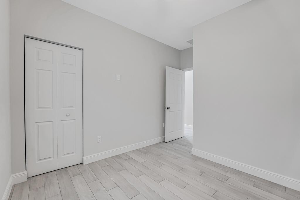 WEST GATE ESTS NORTHERN S - Residential