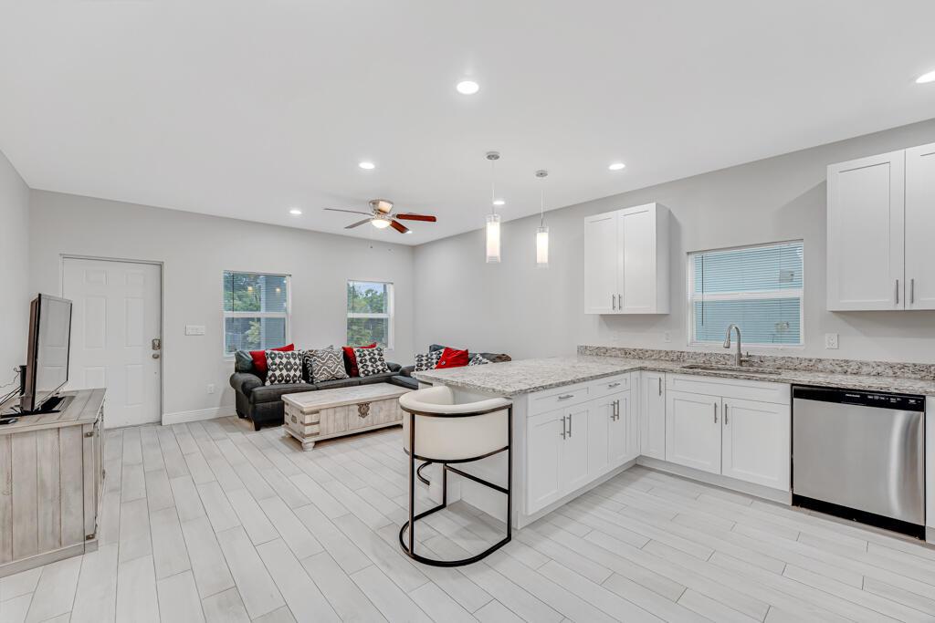 WEST GATE ESTS NORTHERN S - Residential