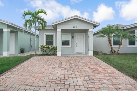 2618 Saginaw Avenue West Palm Beach FL 33409