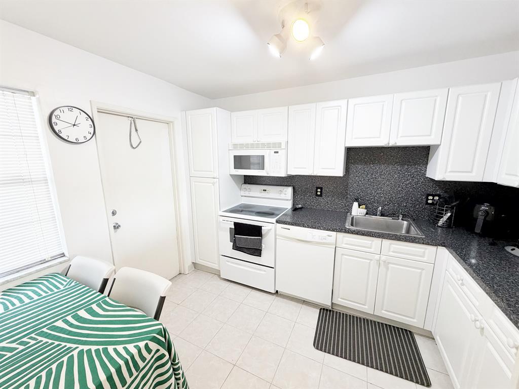 2681 S Course Drive 511