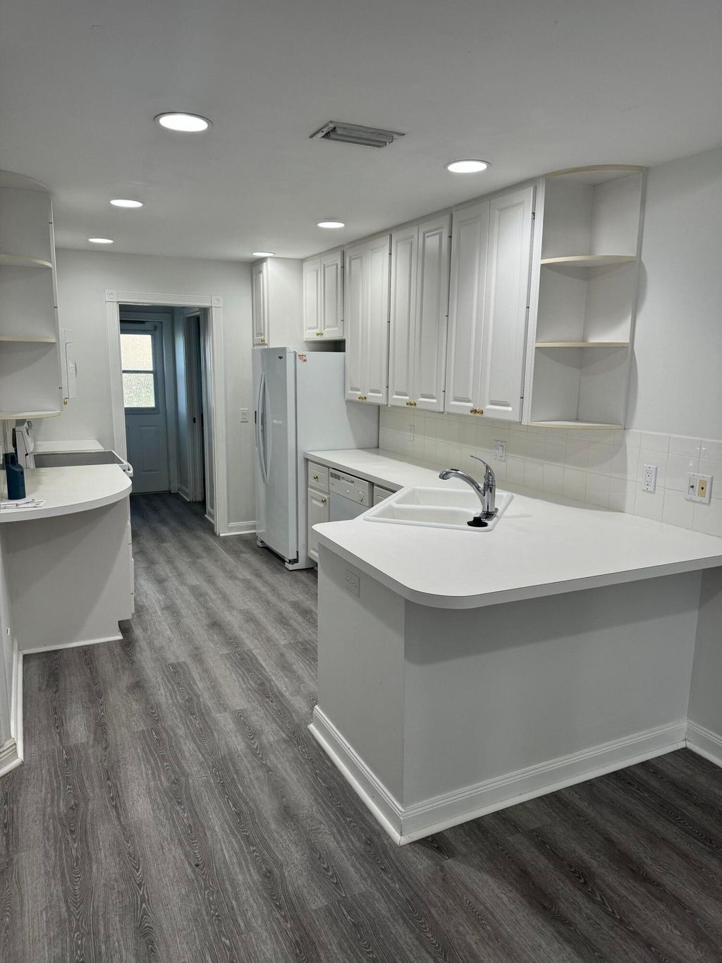 Photo of 114 Wentworth Court, Jupiter, FL 33458 (MLS # R11032751)