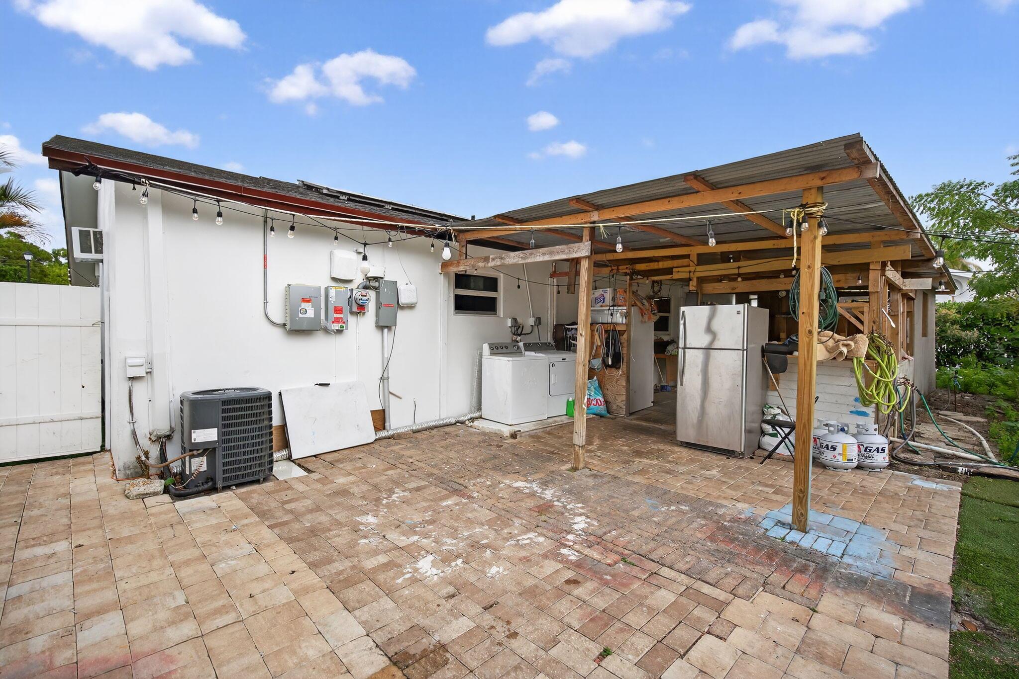 PINE GARDENS - Residential