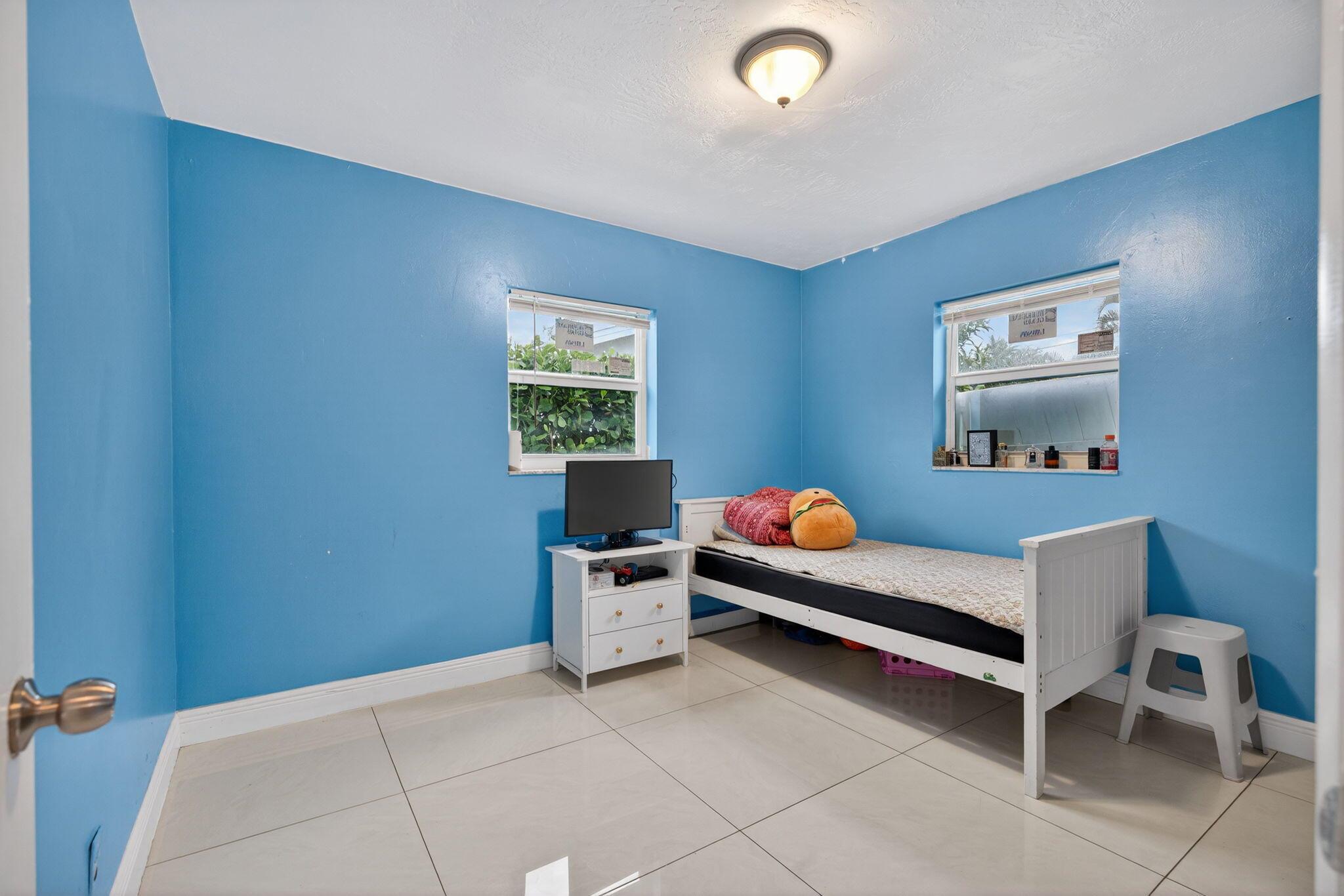 PINE GARDENS - Residential