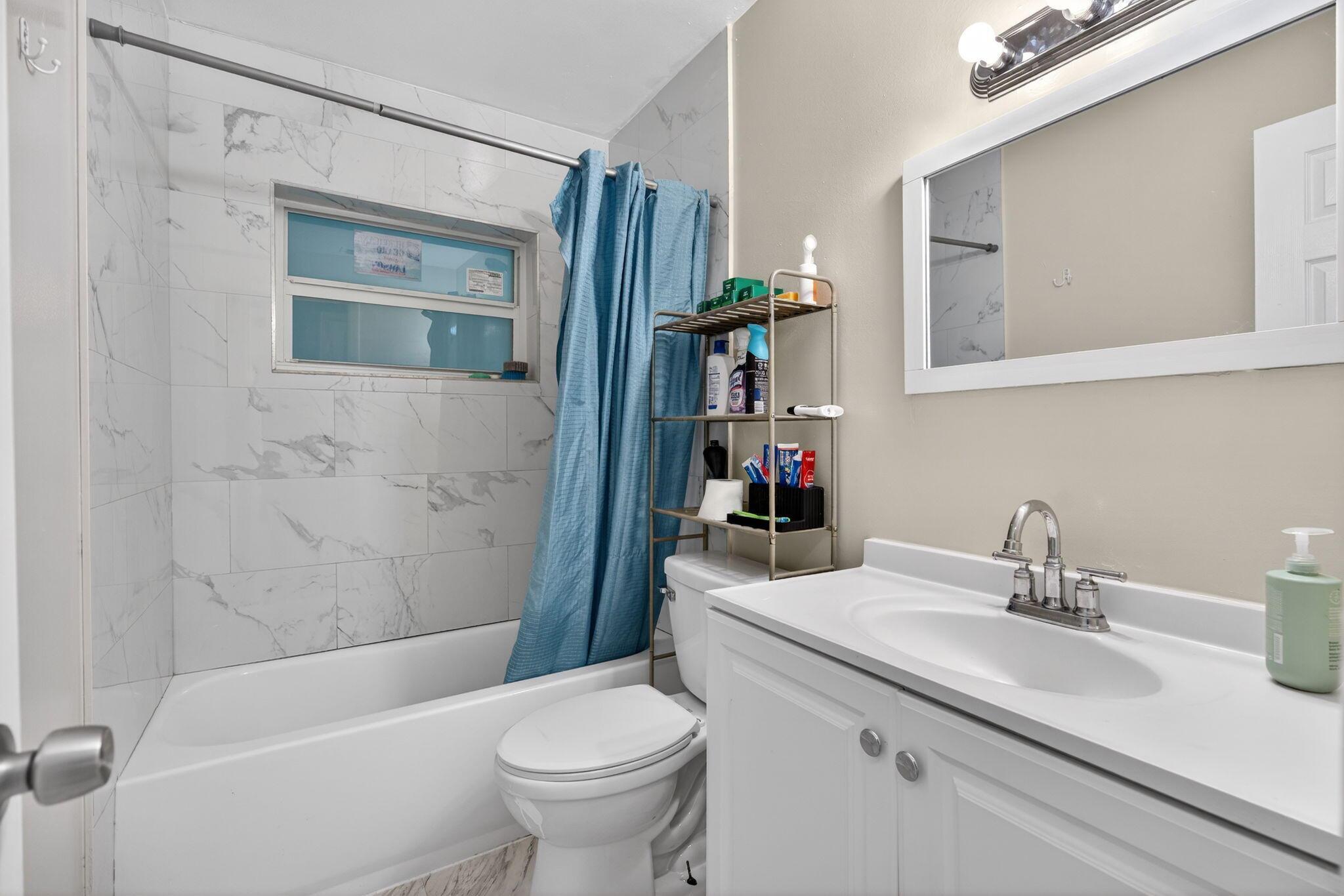 PINE GARDENS - Residential