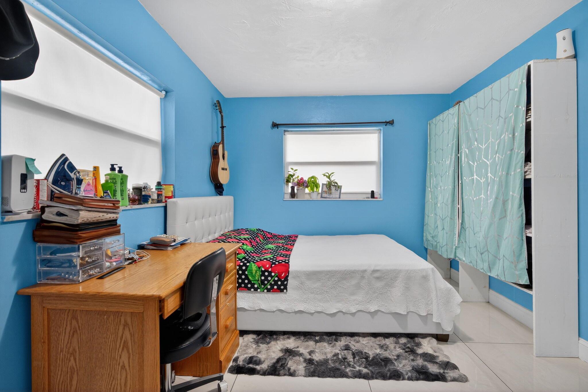 PINE GARDENS - Residential