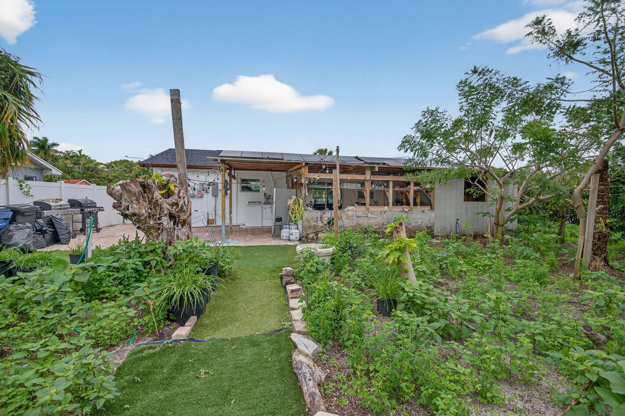 PINE GARDENS - Residential