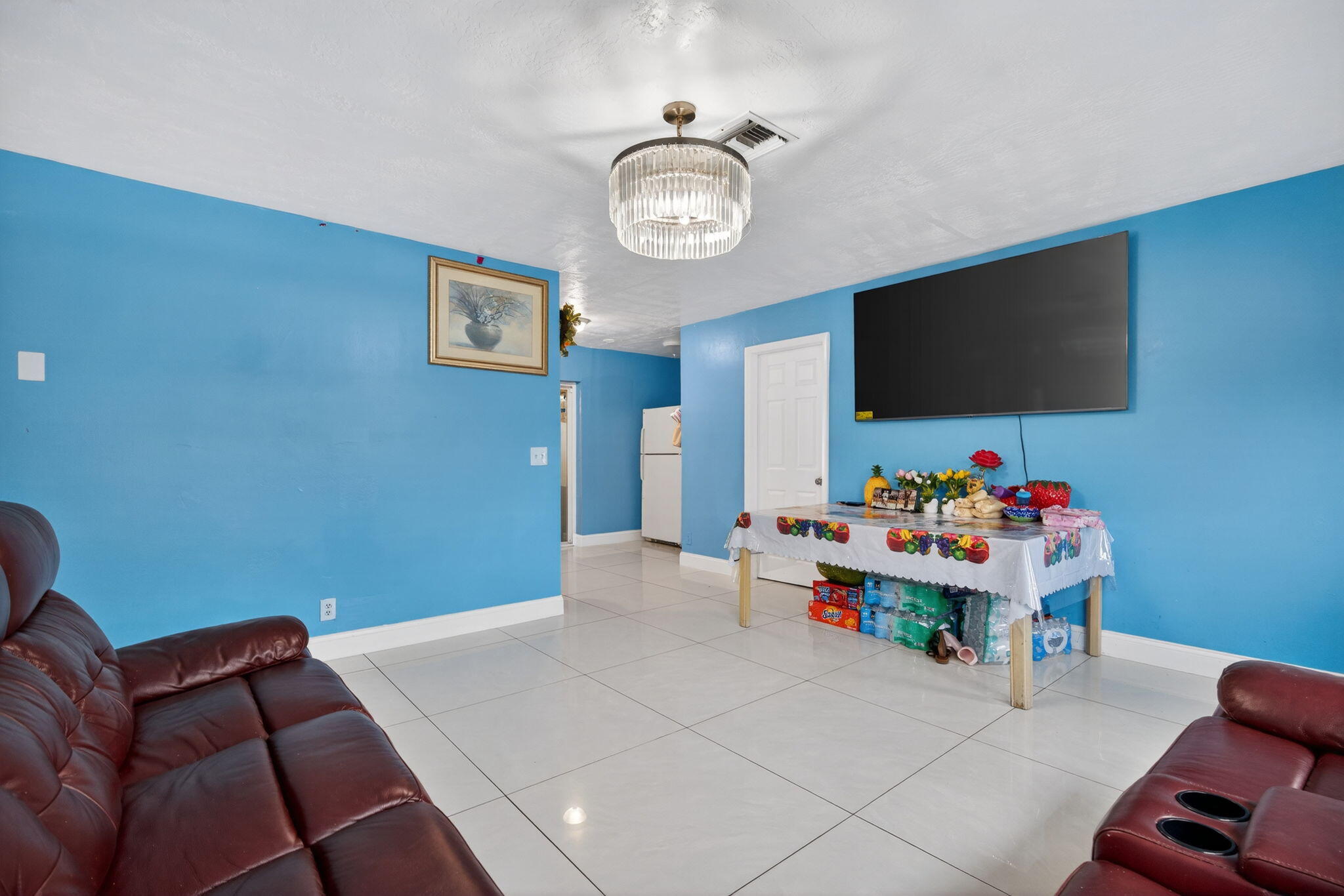 PINE GARDENS - Residential