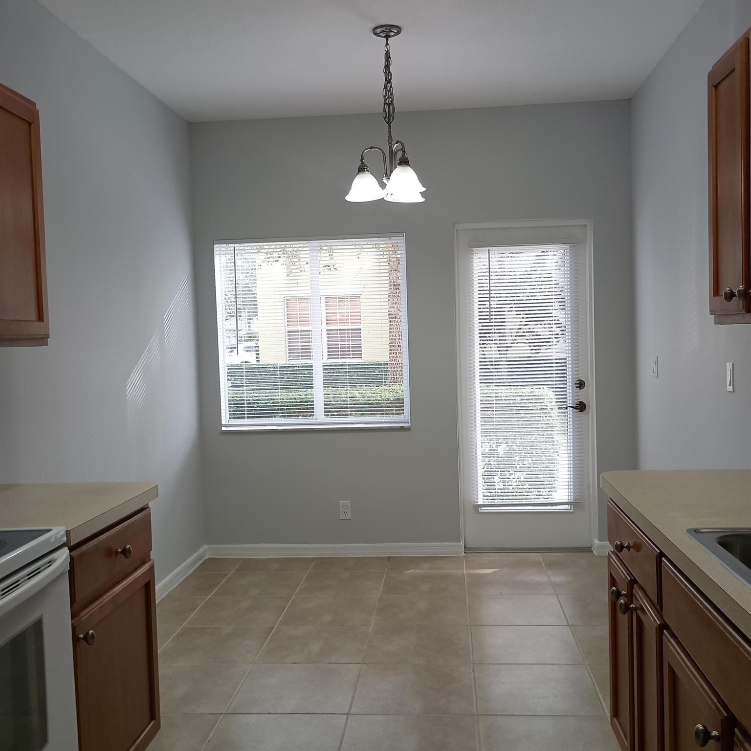 EAST LAKE VILLAGE NO 3 - Residential Lease