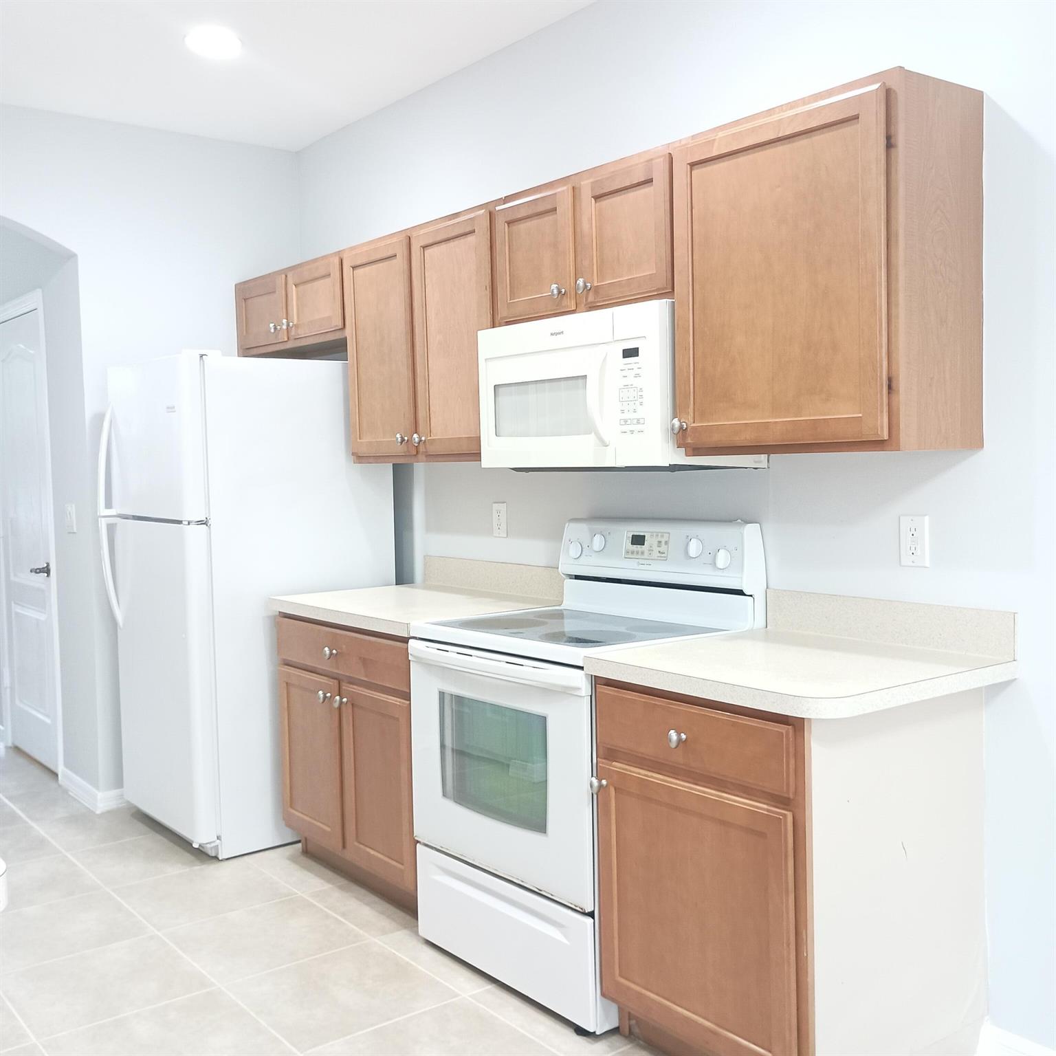 EAST LAKE VILLAGE NO 3 - Residential Lease