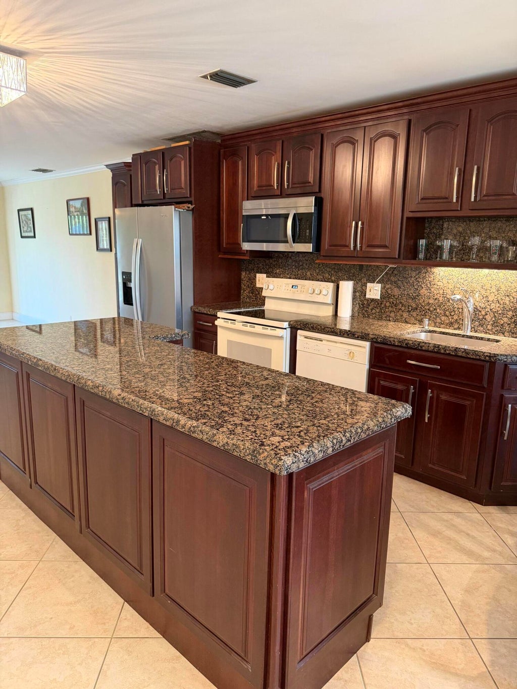 Photo of 8857 BELLA VISTA Drive S #286, Boca Raton, FL 33433 (MLS # B26060396)