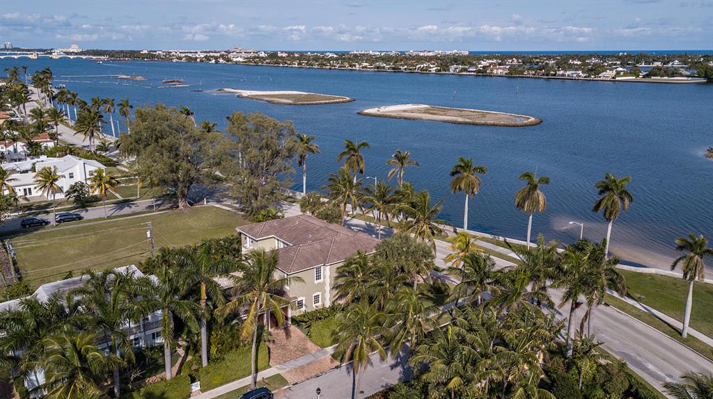 MONCEAUX - Residential