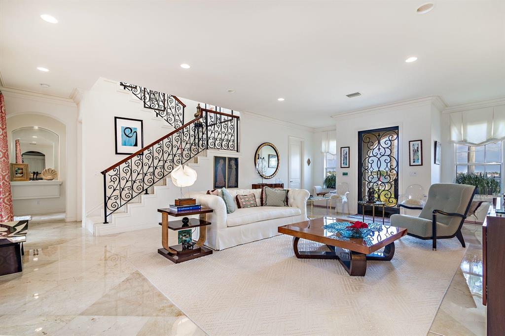 MONCEAUX - Residential