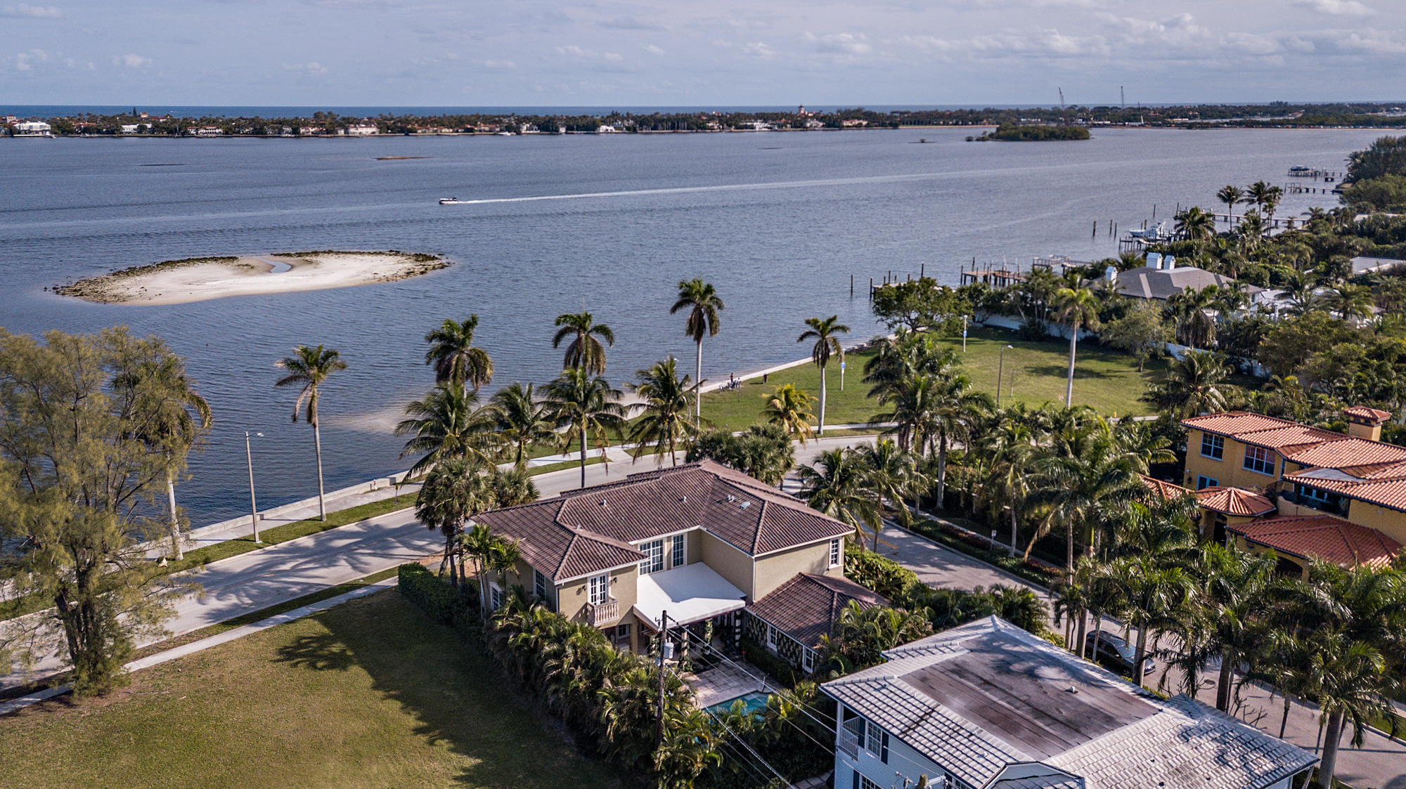 MONCEAUX - Residential