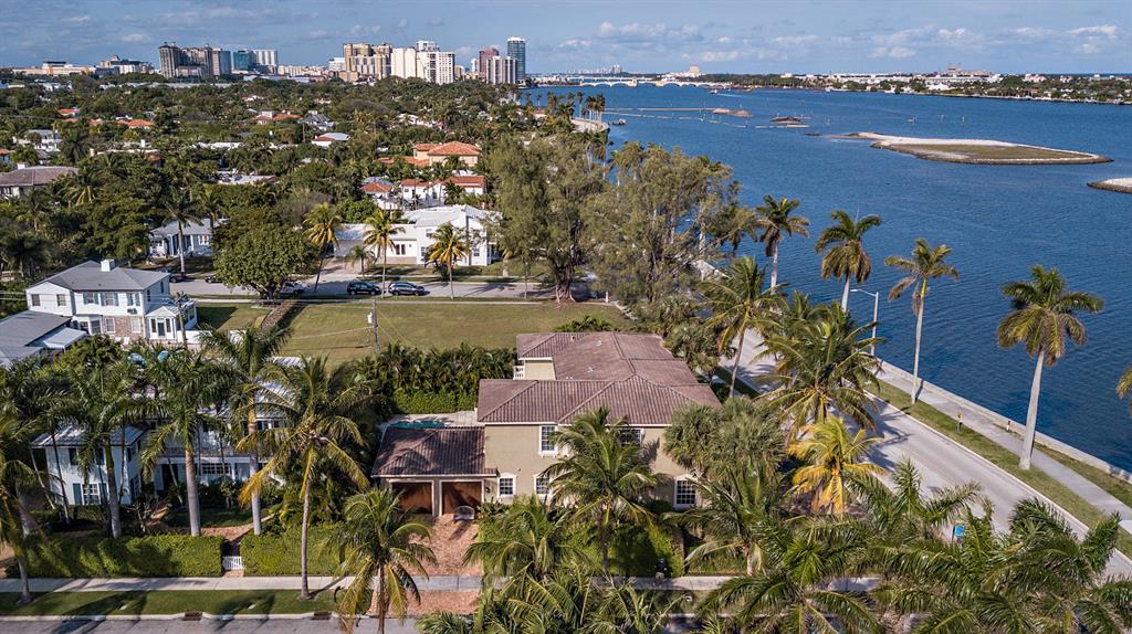 MONCEAUX - Residential