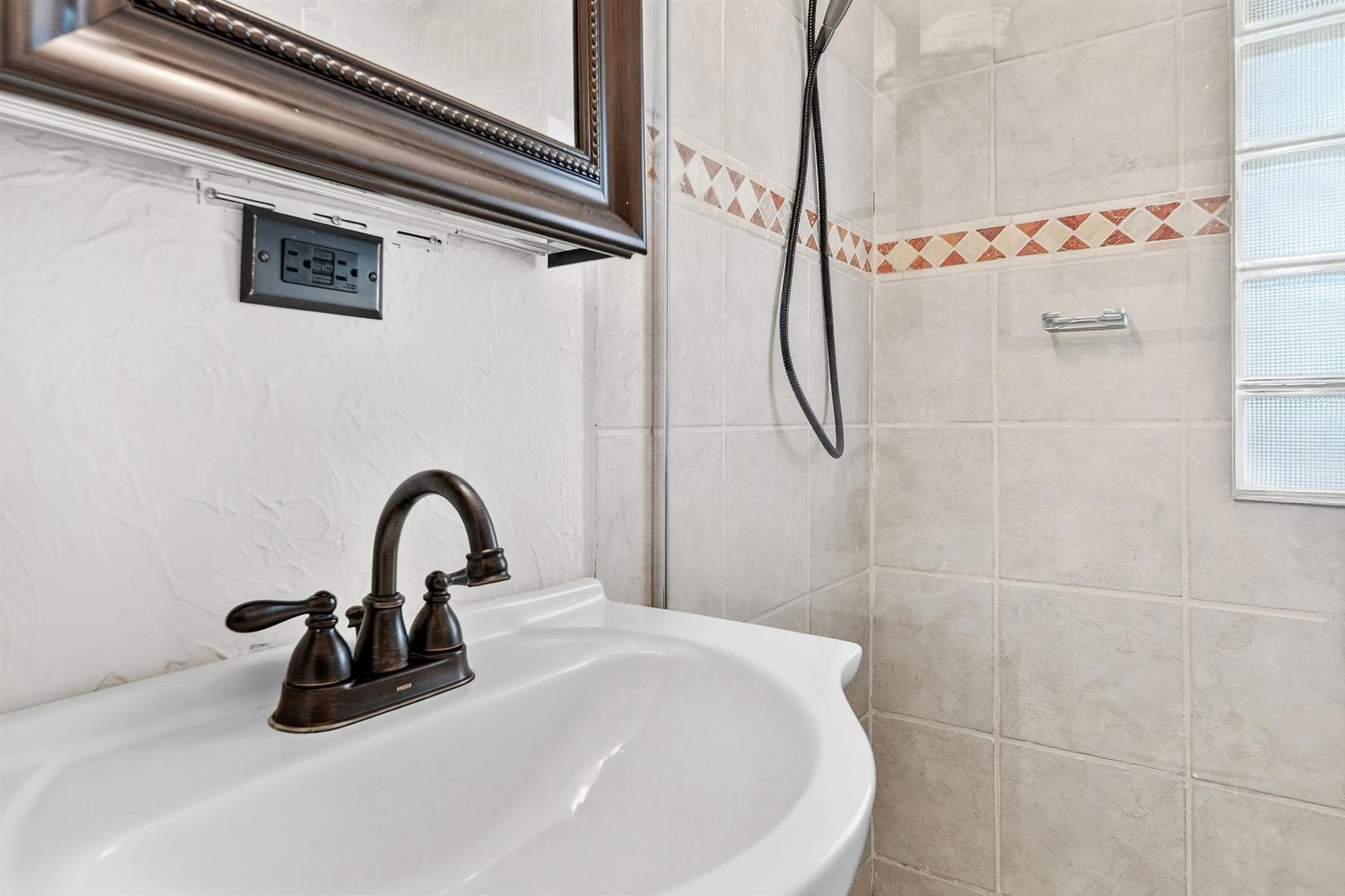 BELAIR WPB - Residential