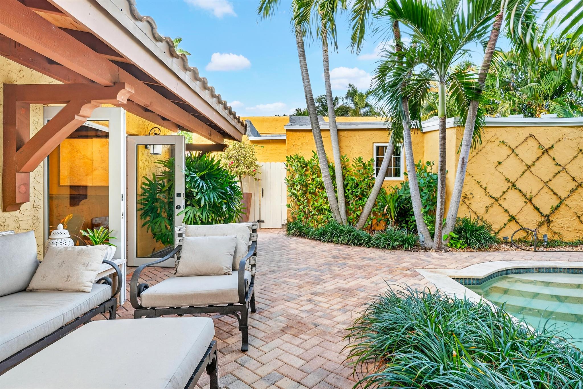 BELAIR WPB - Residential