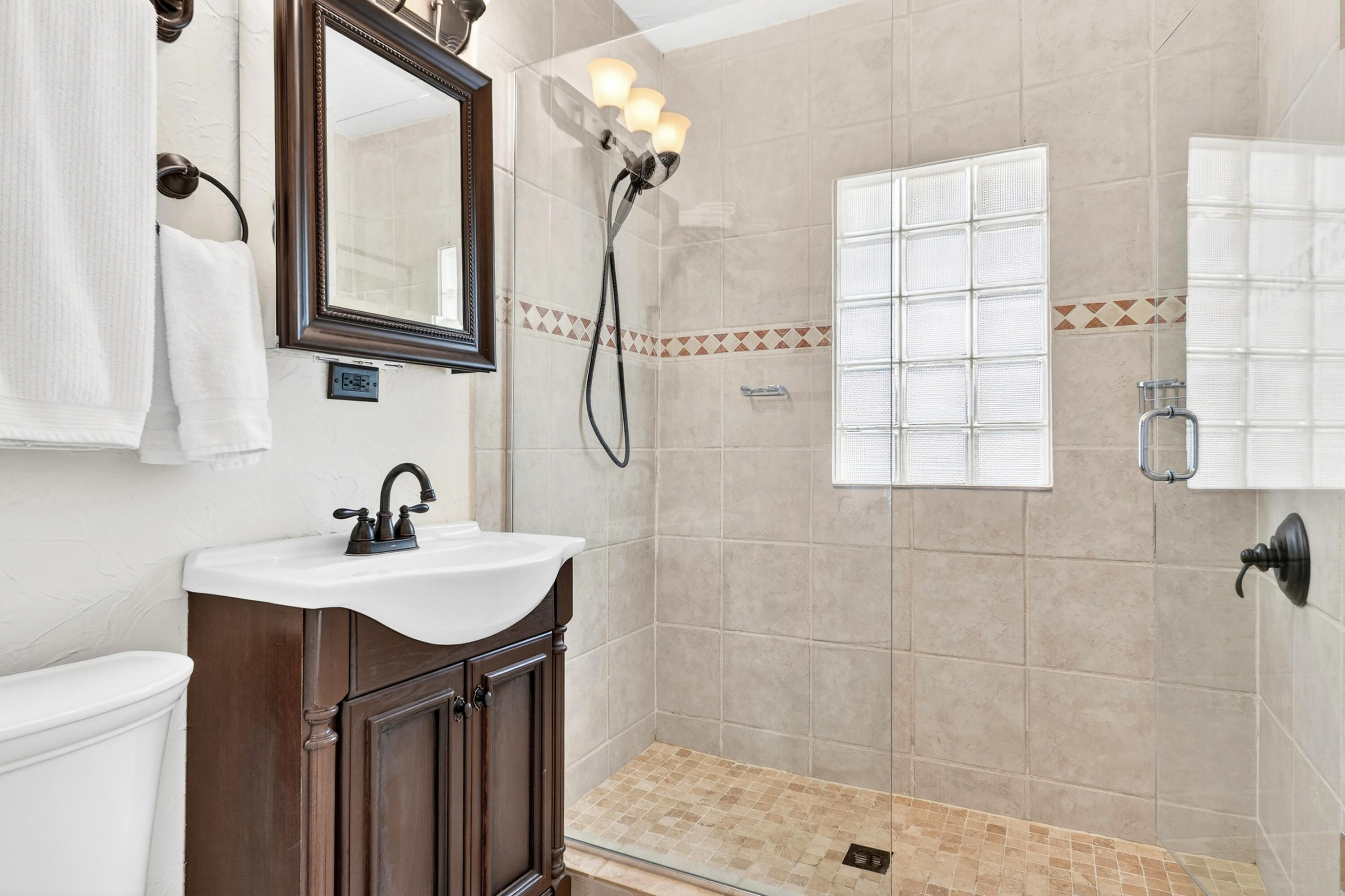 BELAIR WPB - Residential