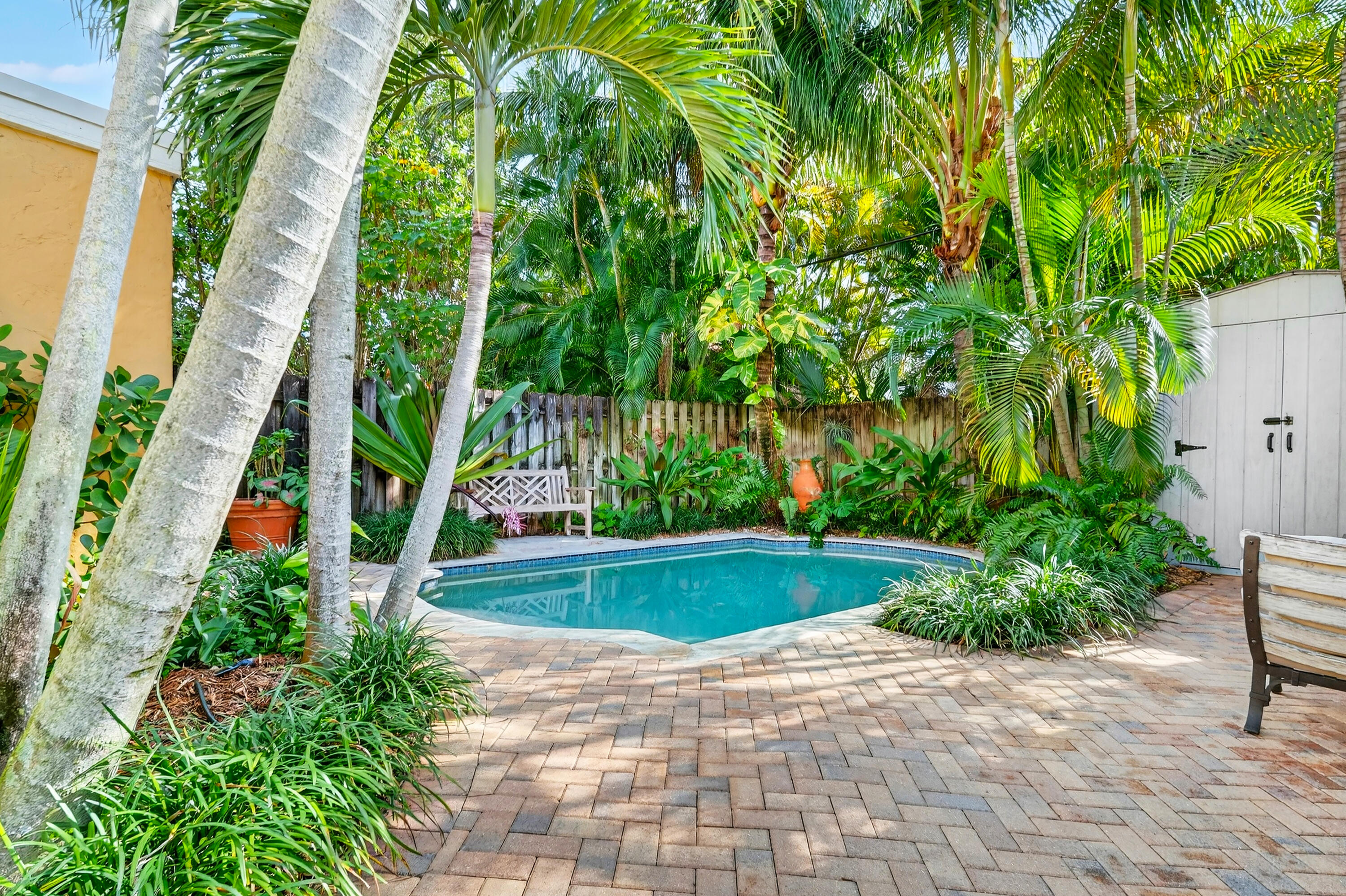 BELAIR WPB - Residential