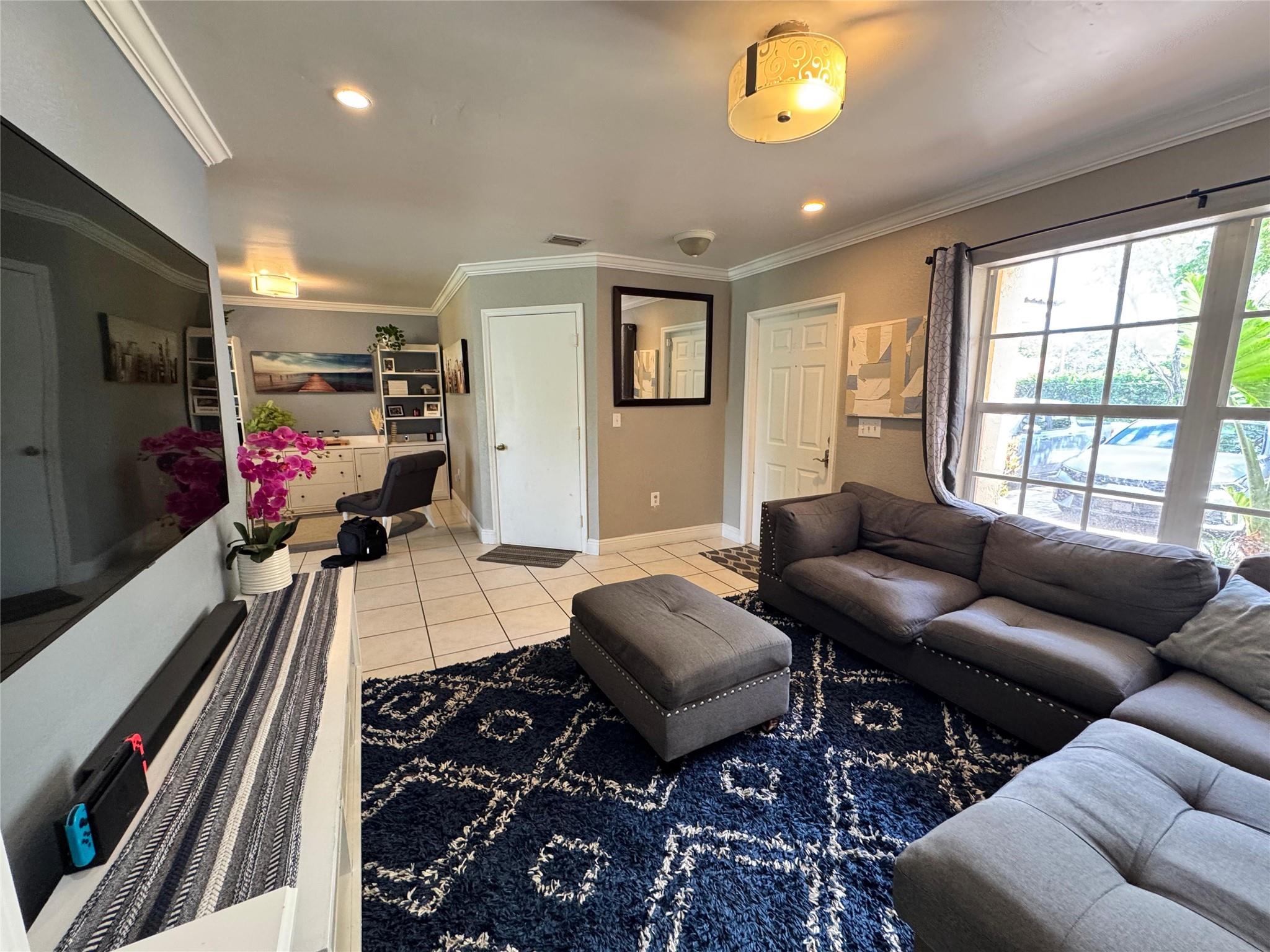 RAINTREE VILLAS - Residential