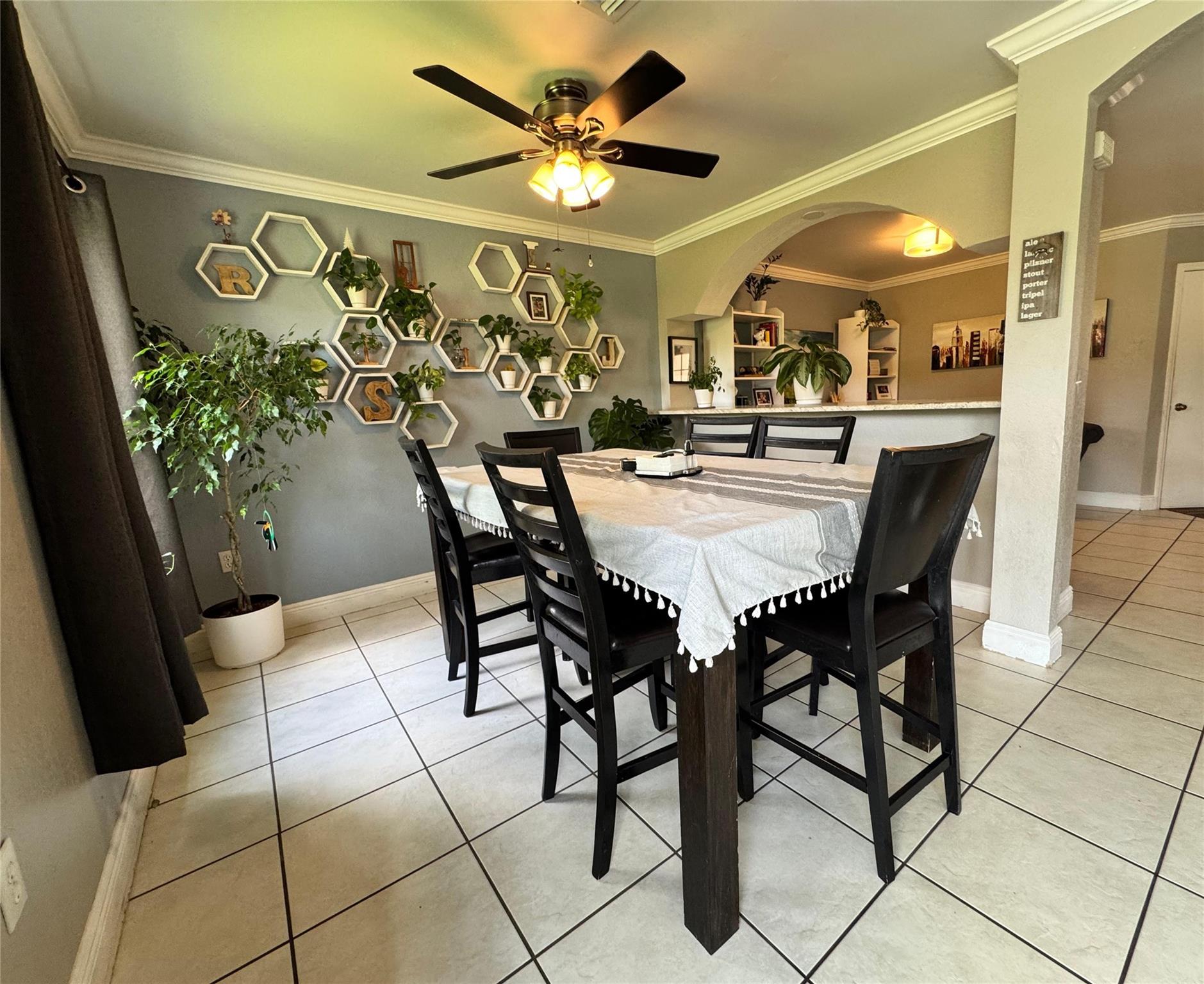 RAINTREE VILLAS - Residential