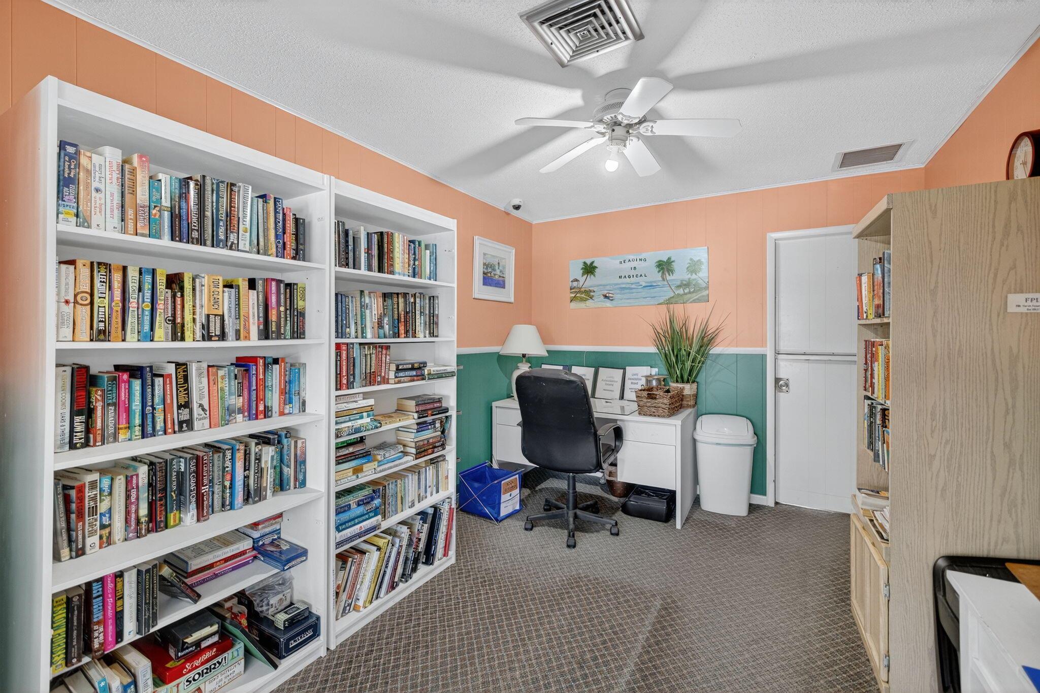 LIGHTHOUSE POINT GARDENS - Residential