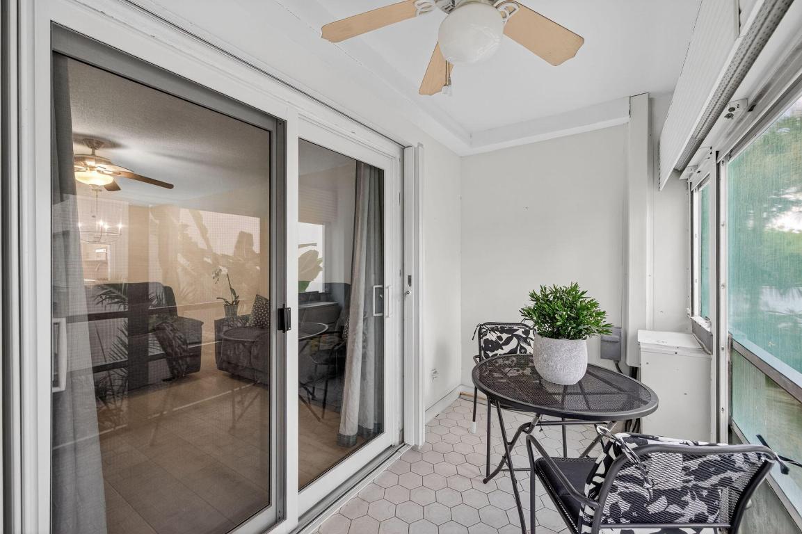 LIGHTHOUSE POINT GARDENS SOUTH - Residential